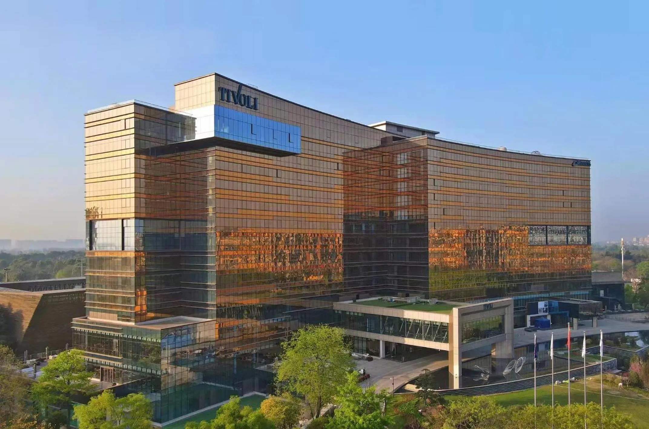 Property building in Oaks Chengdu at Cultural Heritage Park