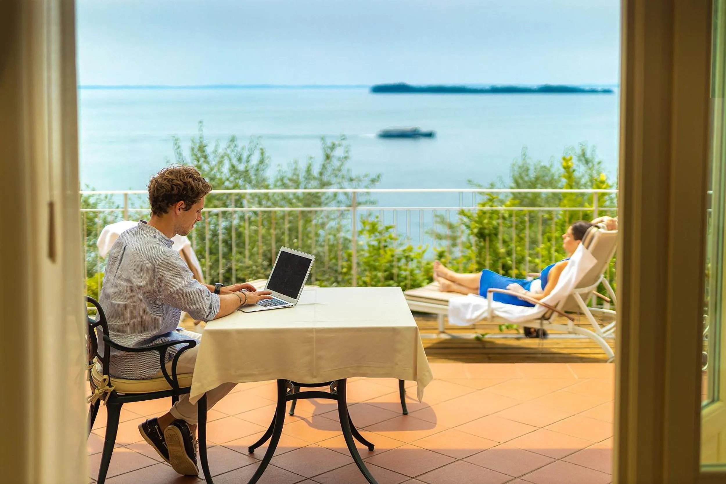 Lake view in Hotel Villa Florida & Suite Apartments