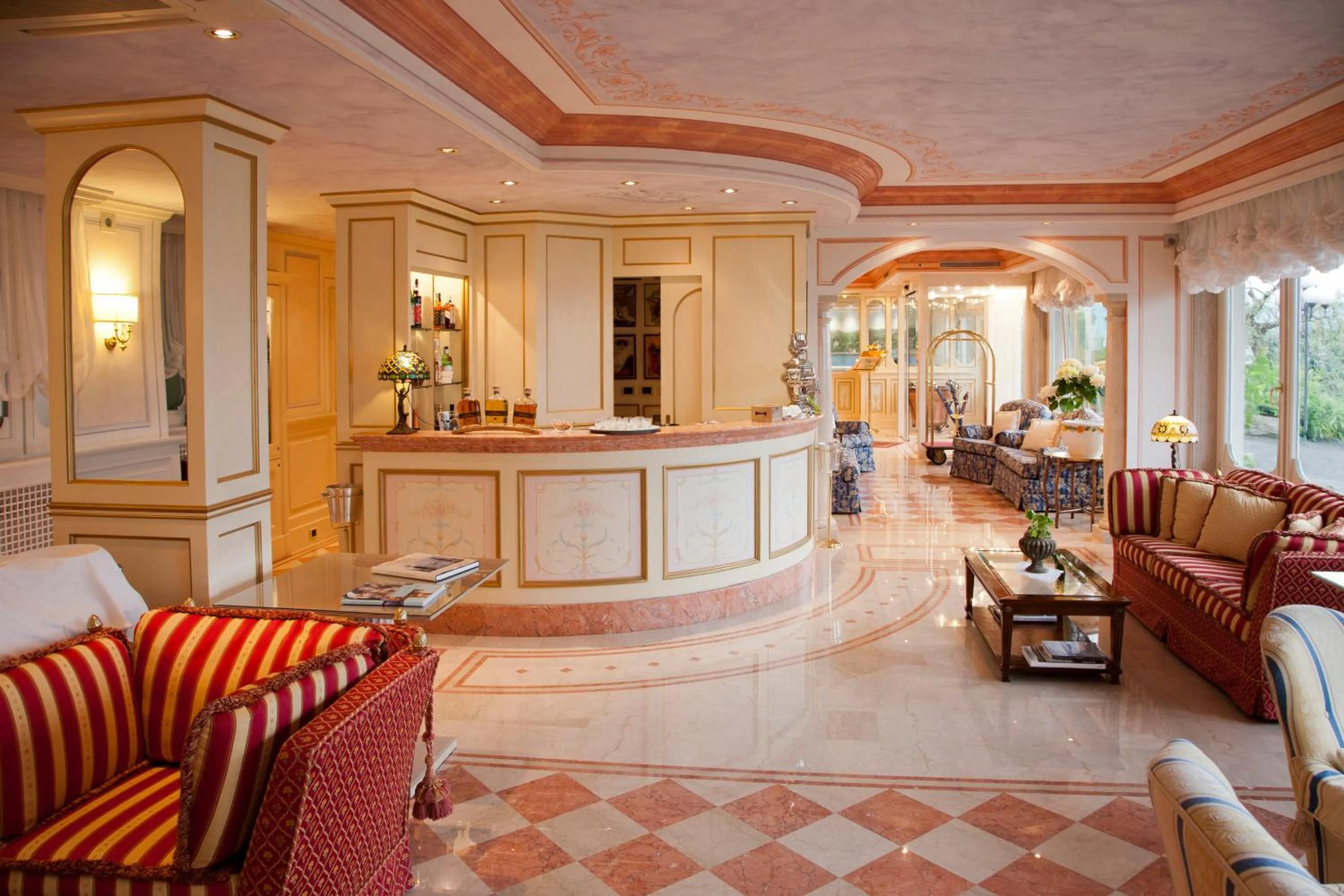 Lobby or reception in Hotel Villa Florida & Suite Apartments