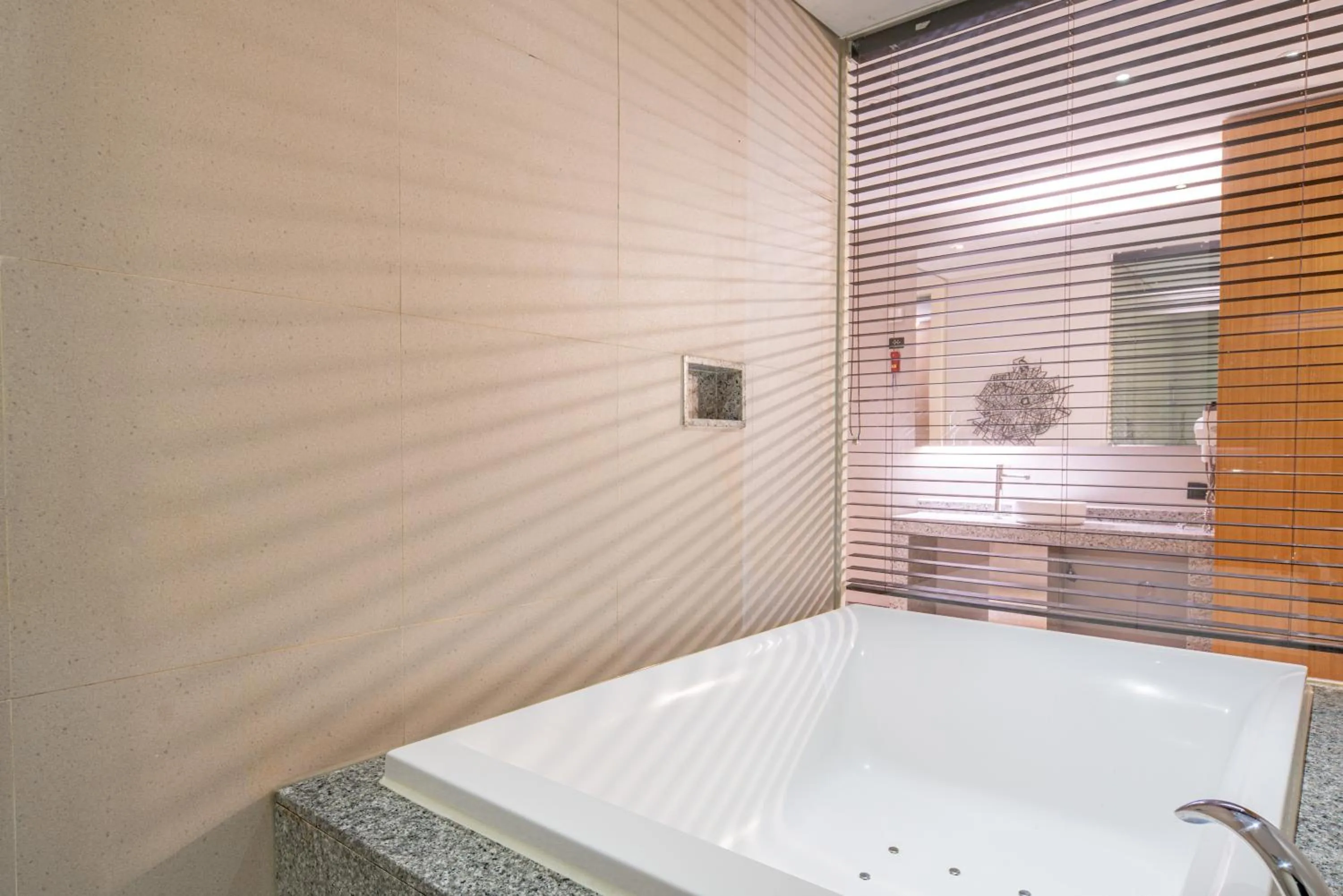 Bathroom, Bed in Hotel The Designers Hongdae