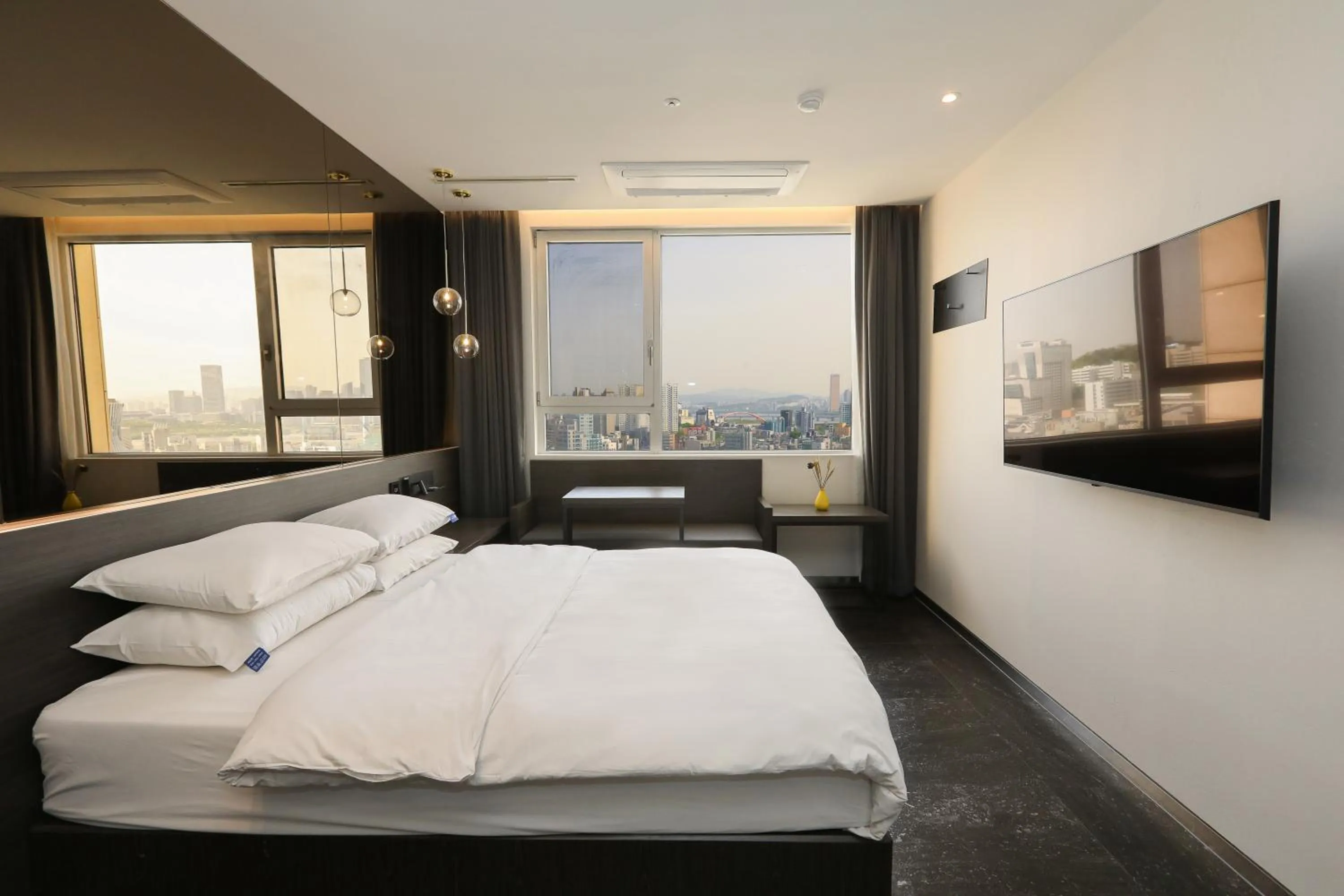 Bed in Hotel The Designers Hongdae