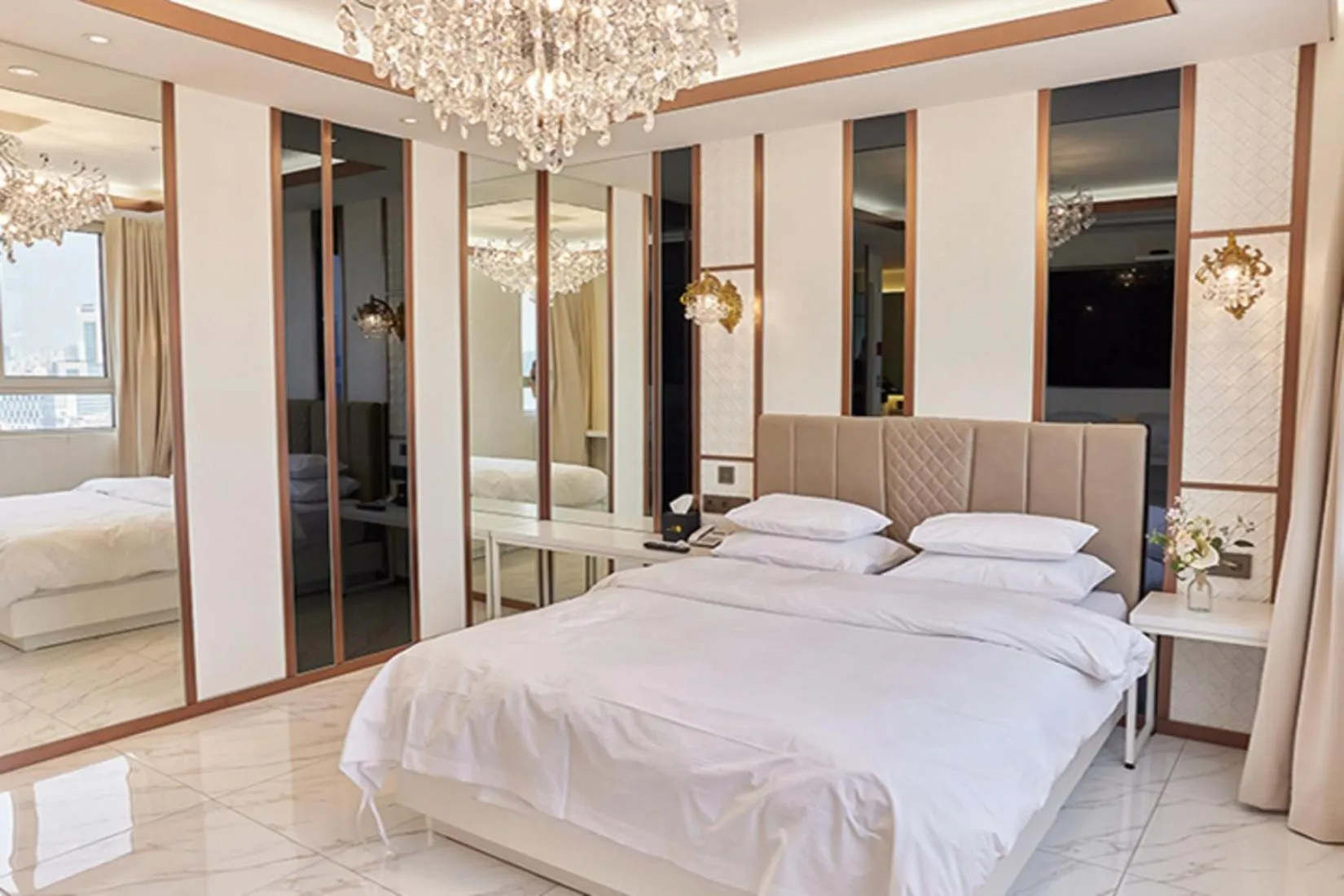 Bed in Hotel The Designers Hongdae