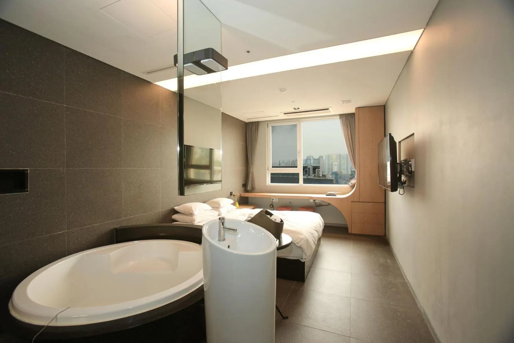 Bed in Hotel The Designers Hongdae