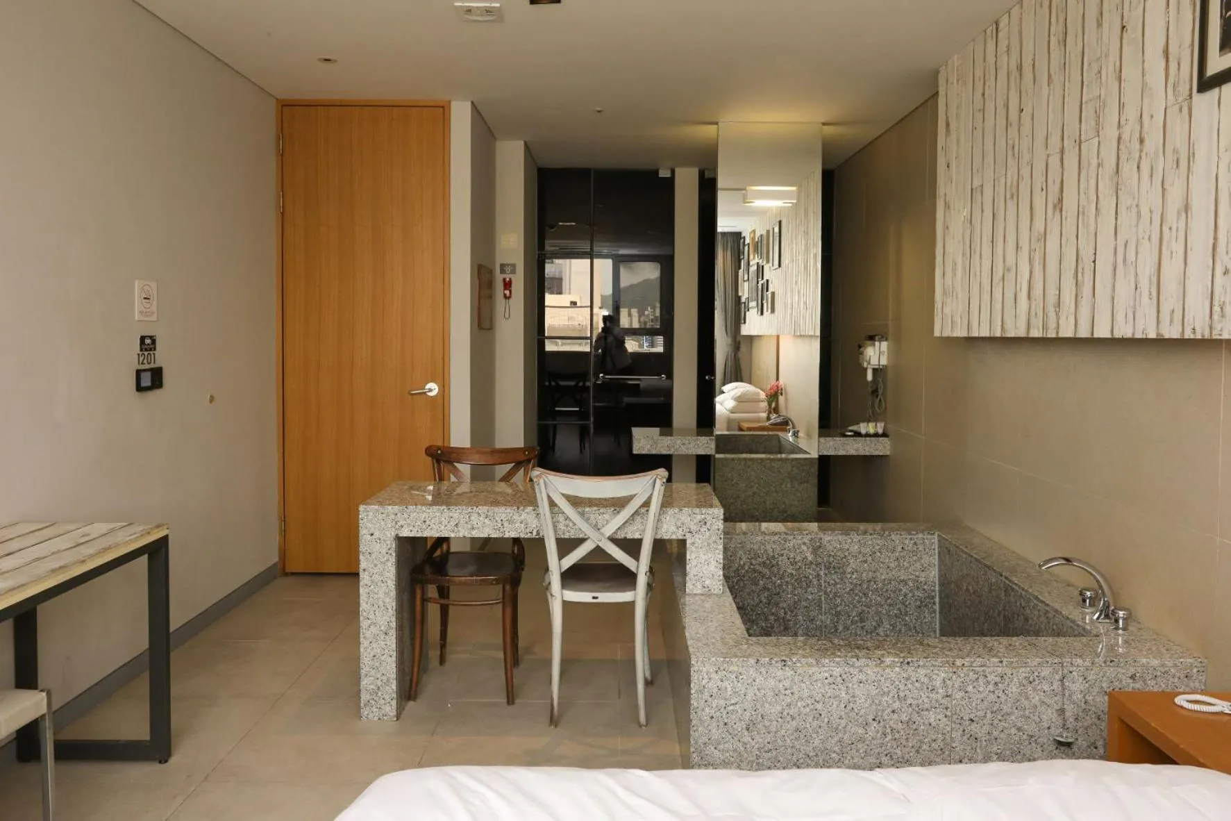 Bed in Hotel The Designers Hongdae