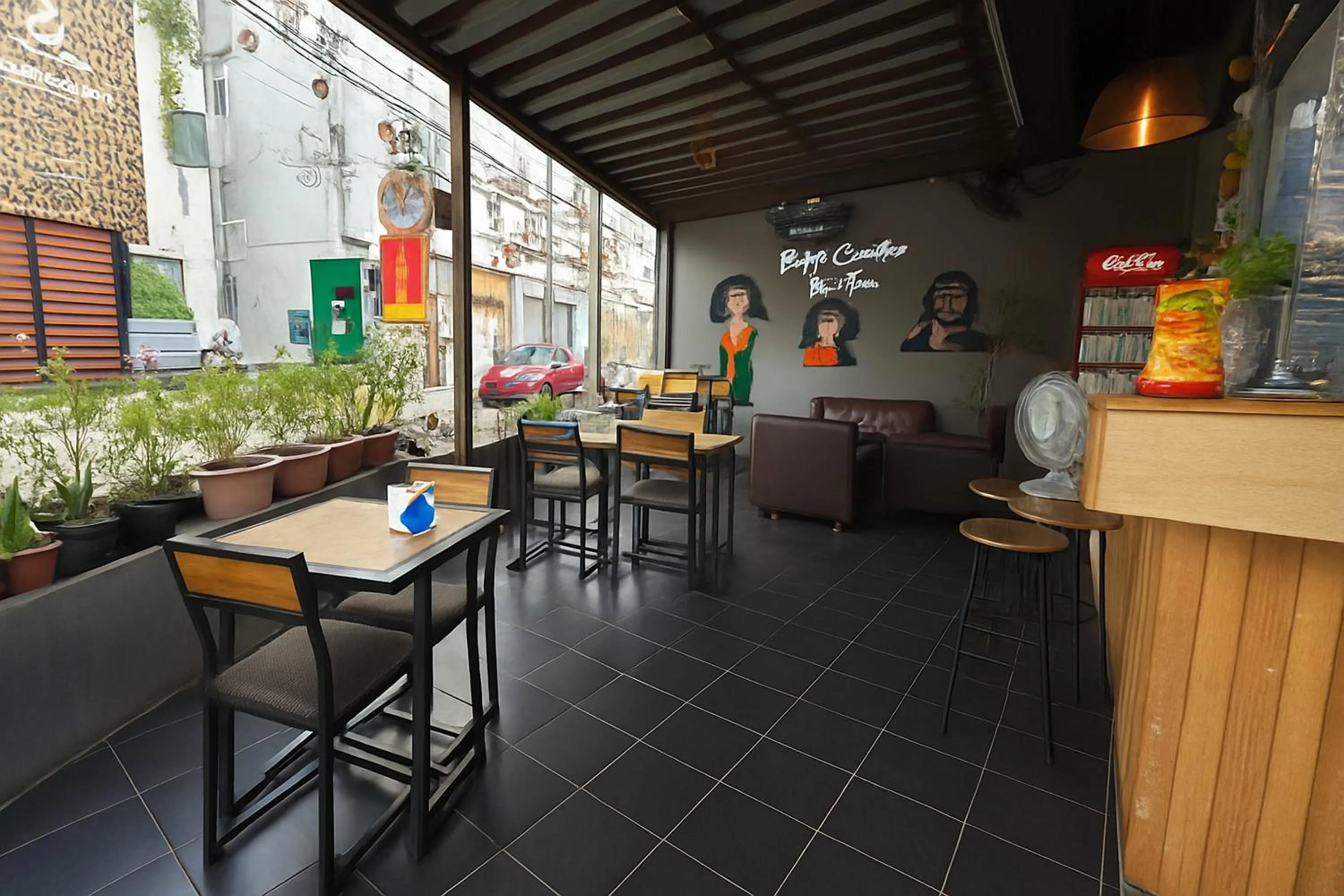 Restaurant/places to eat in The Voyager Guesthouse