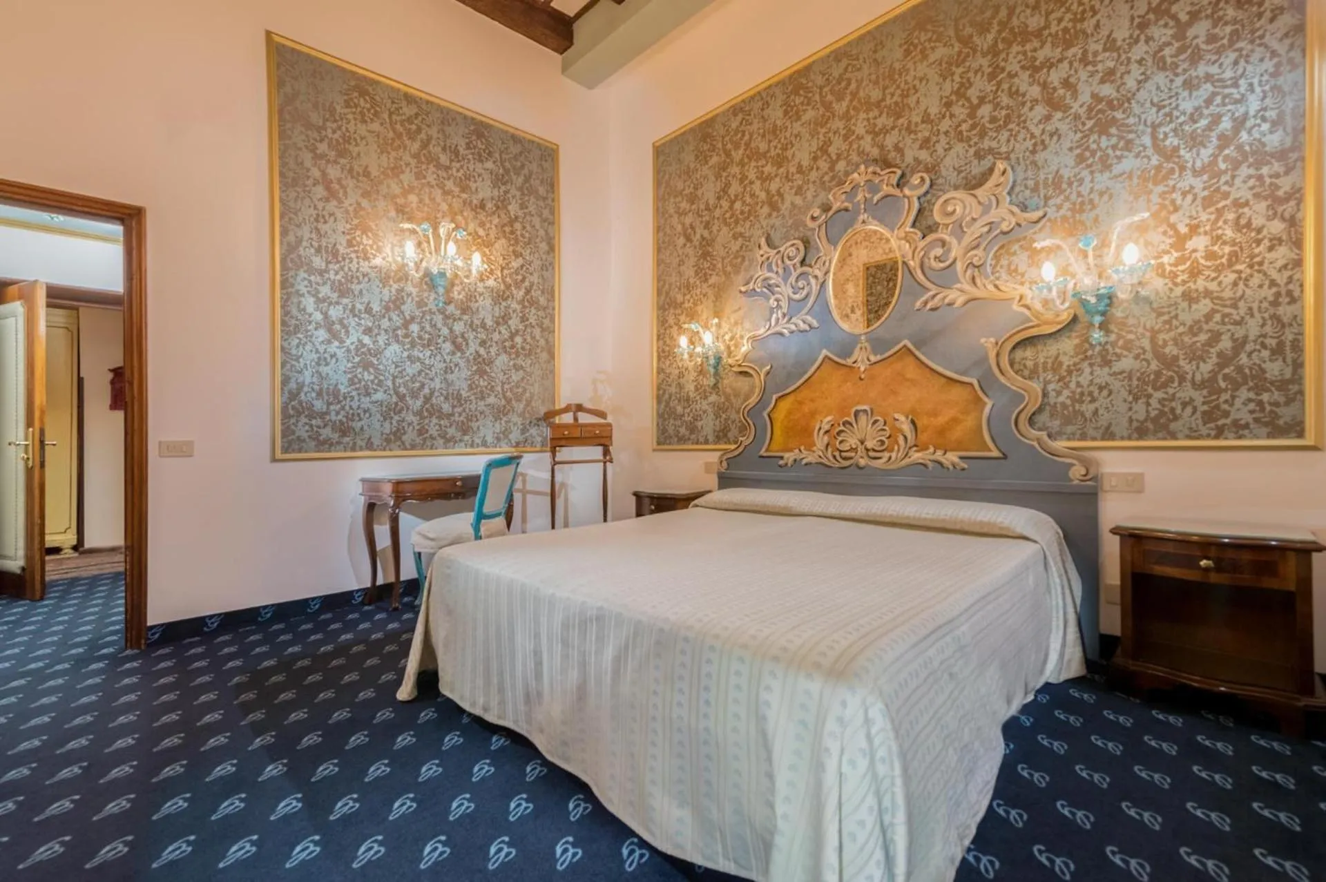 Bedroom, Bed in Hotel Giorgione