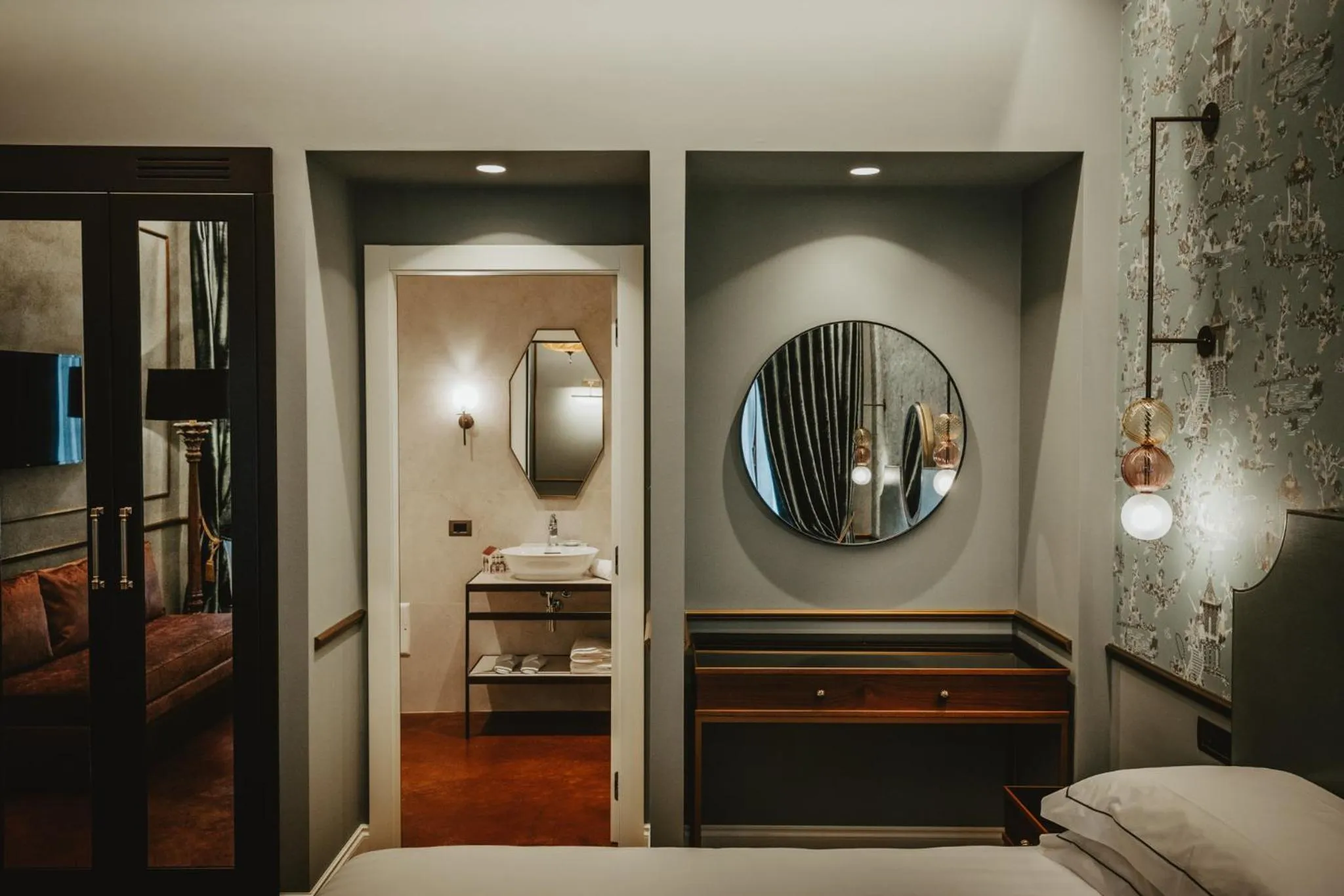 Bed in Hotel Giorgione