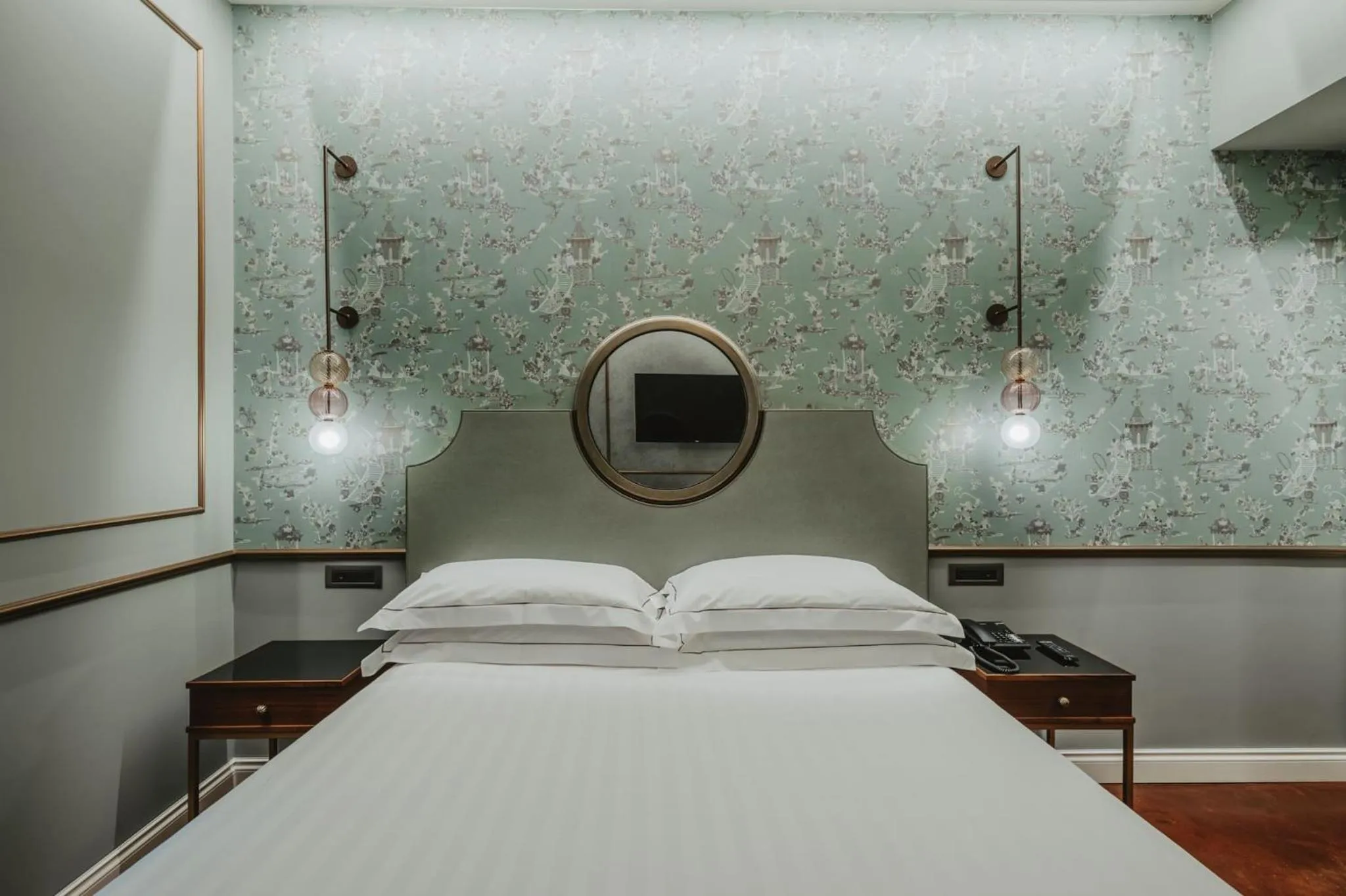 Bed in Hotel Giorgione