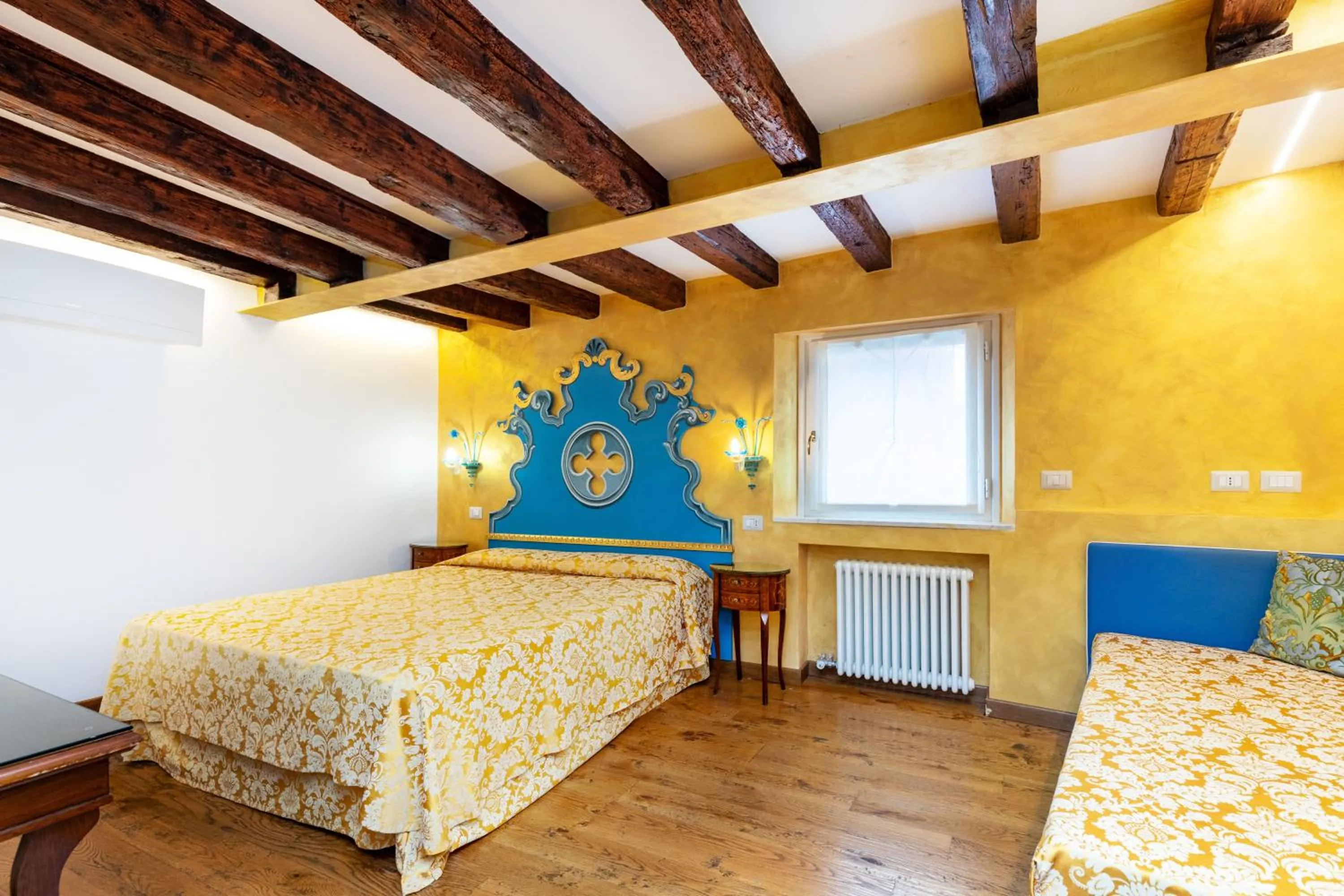 Photo of the whole room, Bed in Hotel Giorgione