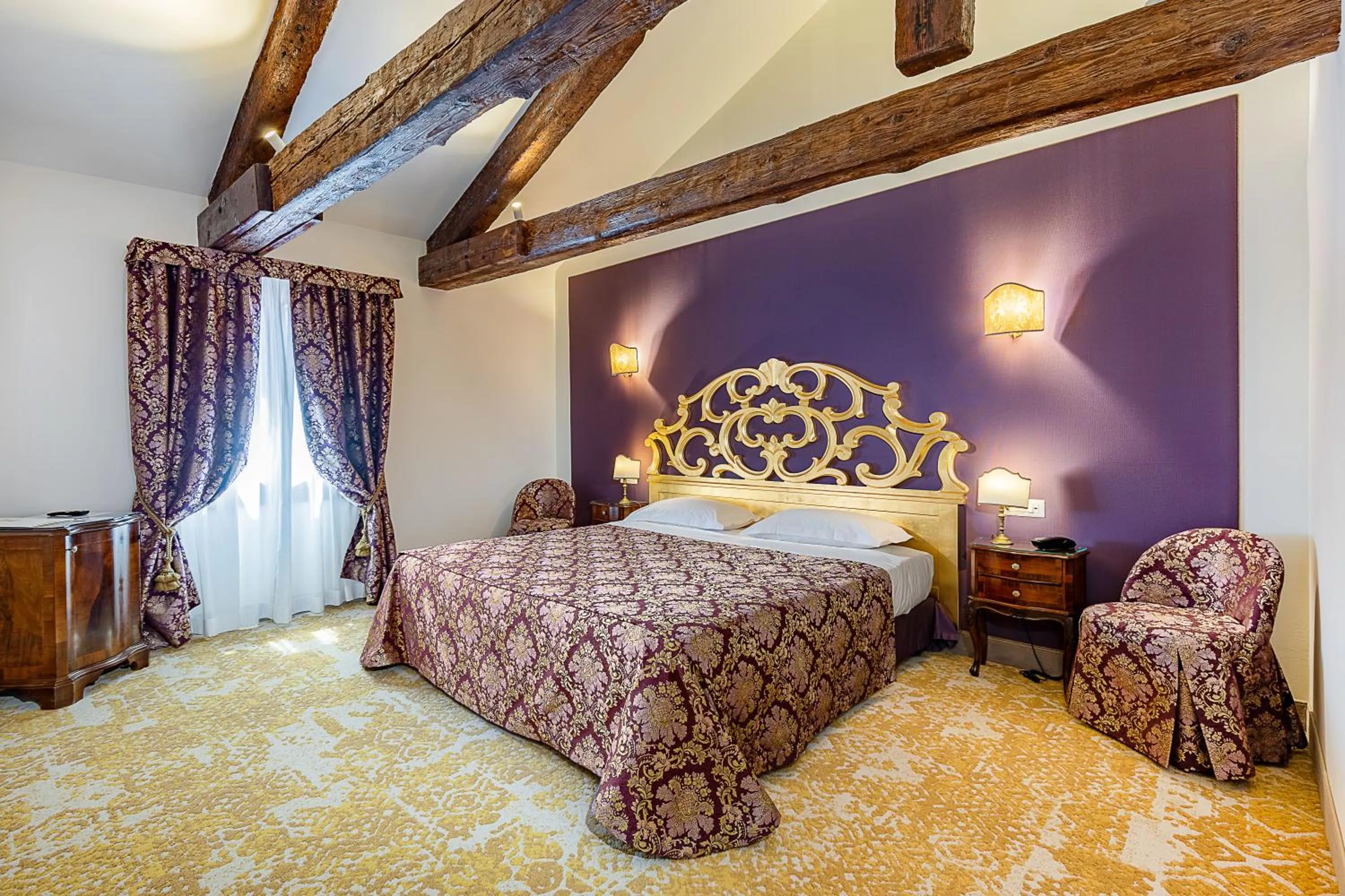 Bedroom, Bed in Hotel Giorgione