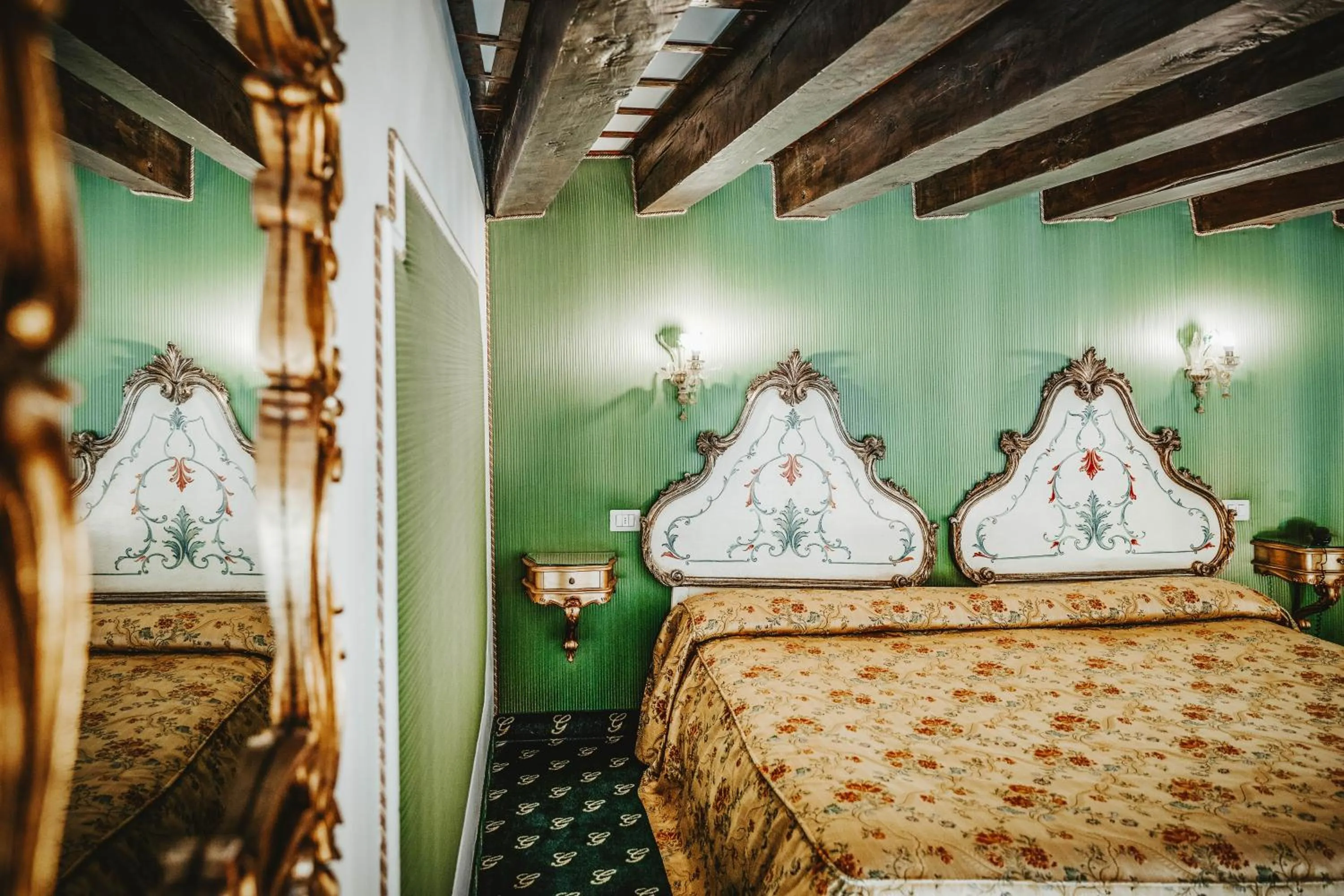 Bedroom, Bed in Hotel Giorgione