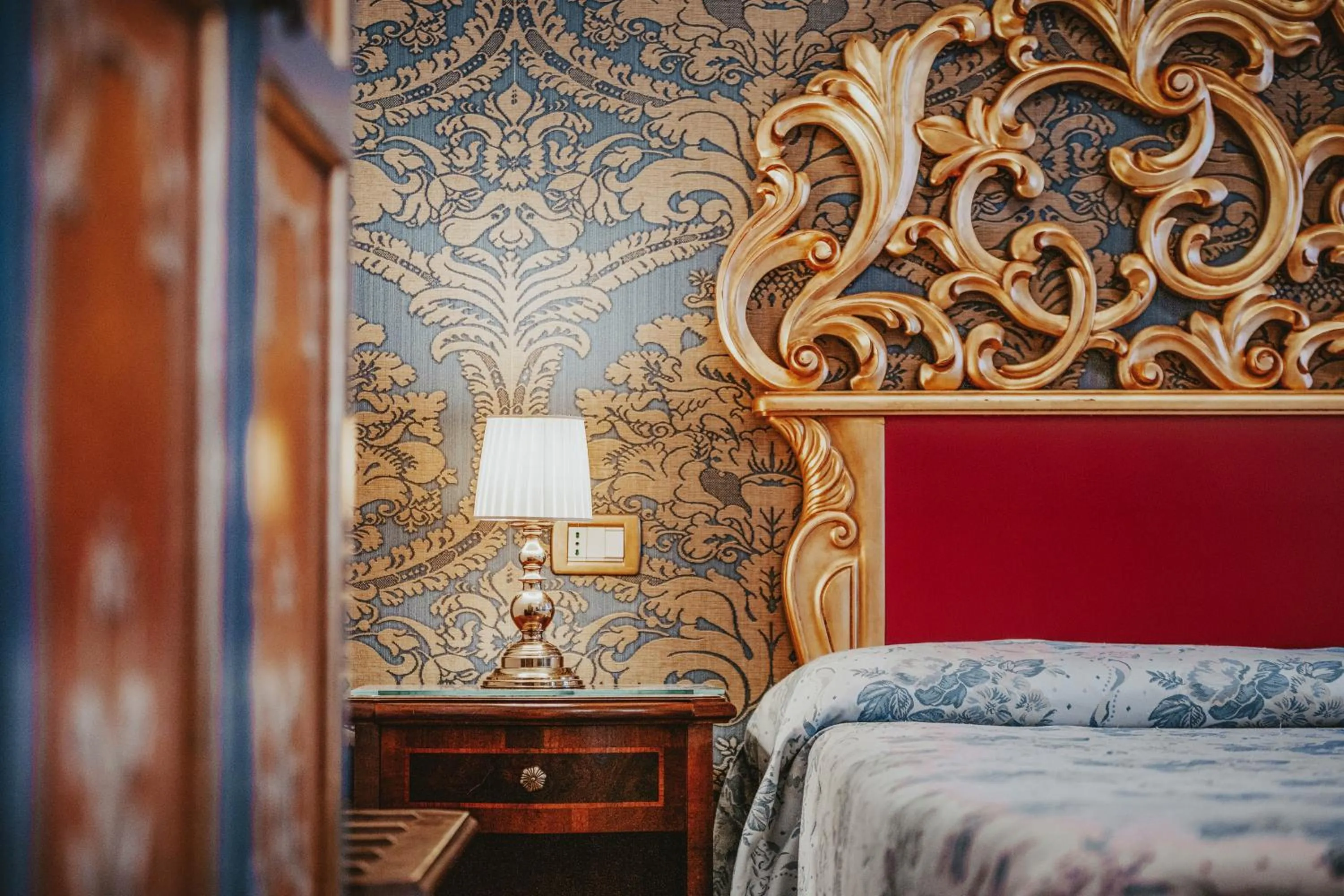 Decorative detail, Bed in Hotel Giorgione