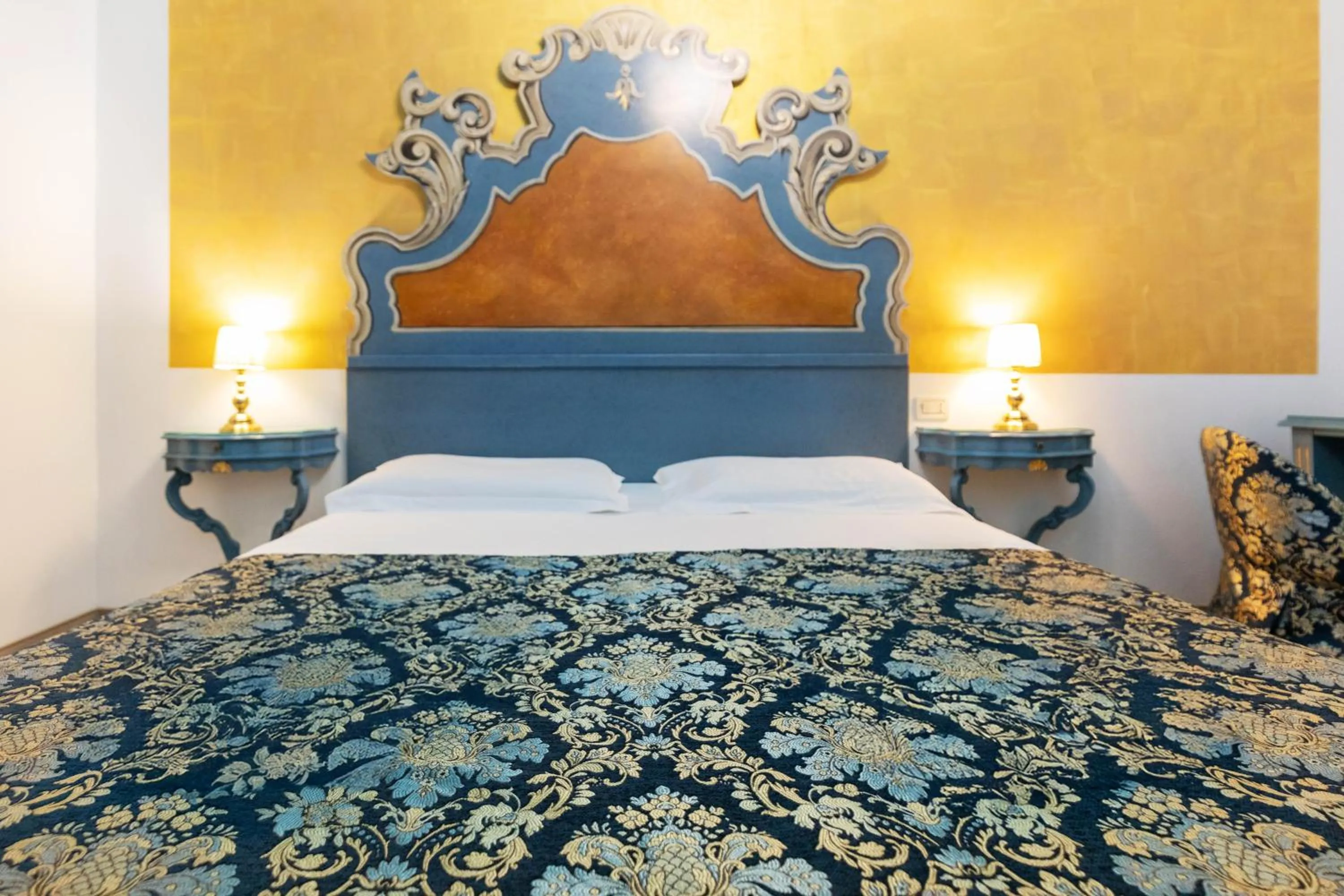 Bedroom, Bed in Hotel Giorgione