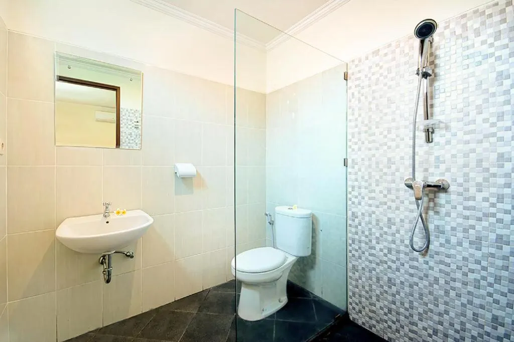 Toilet in Made Arsa Homestay