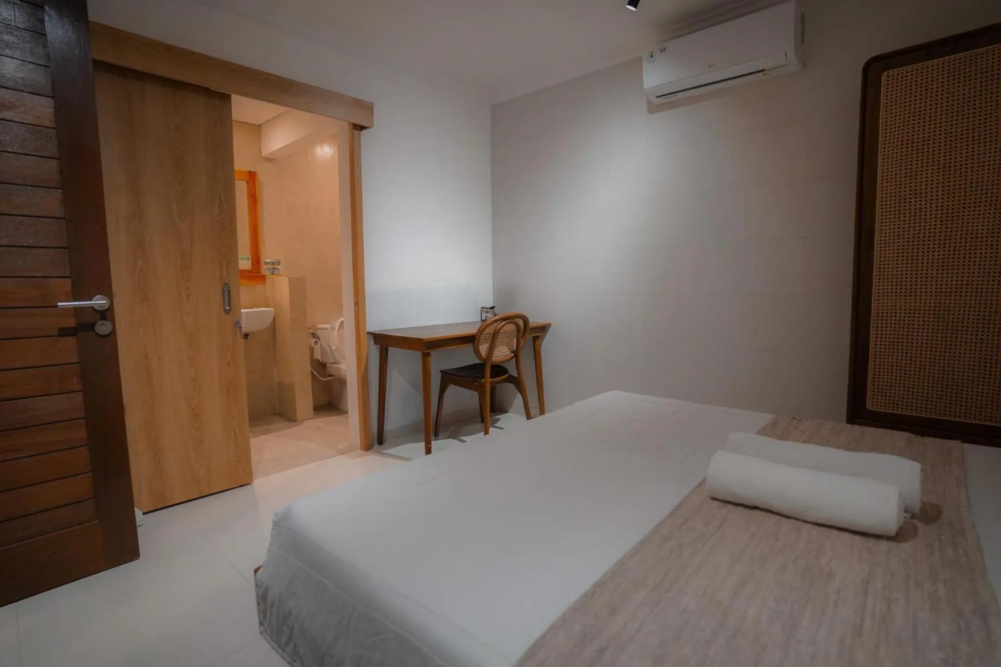 Bed in Made Arsa Homestay