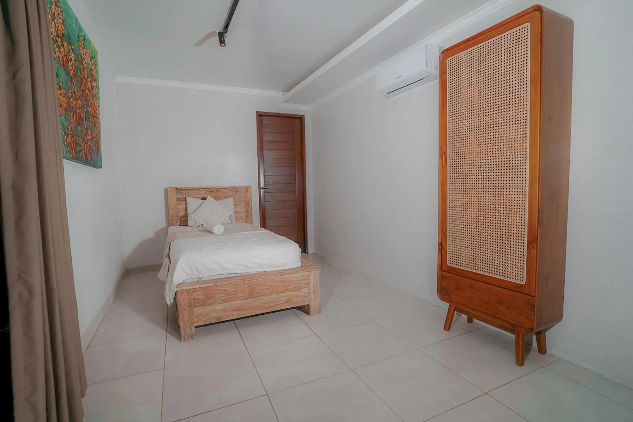 Bed in Made Arsa Homestay