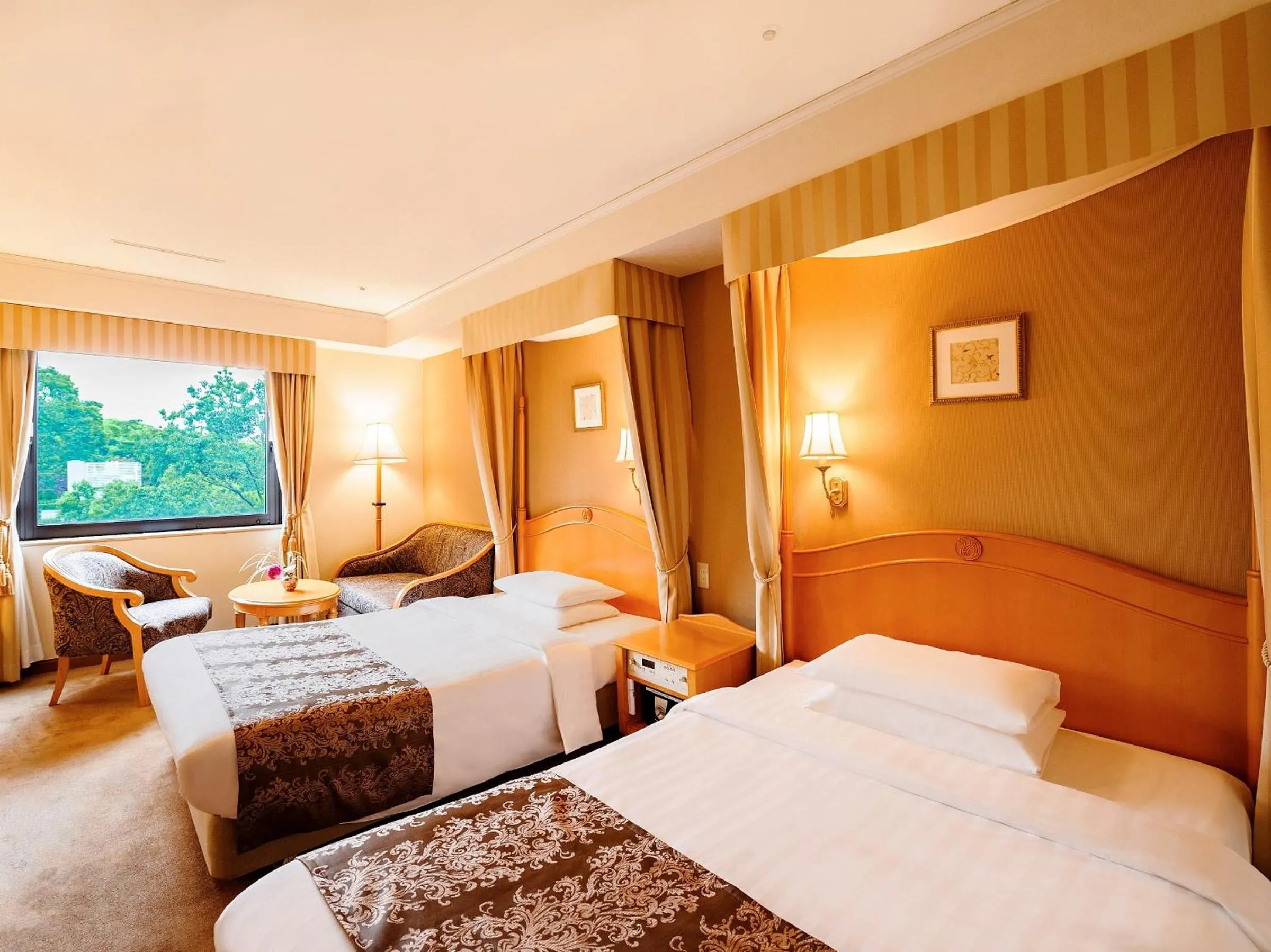 Photo of the whole room, Bed in Kanazawa Hakuchoro Hotel Sanraku -Natural Hot Spring-