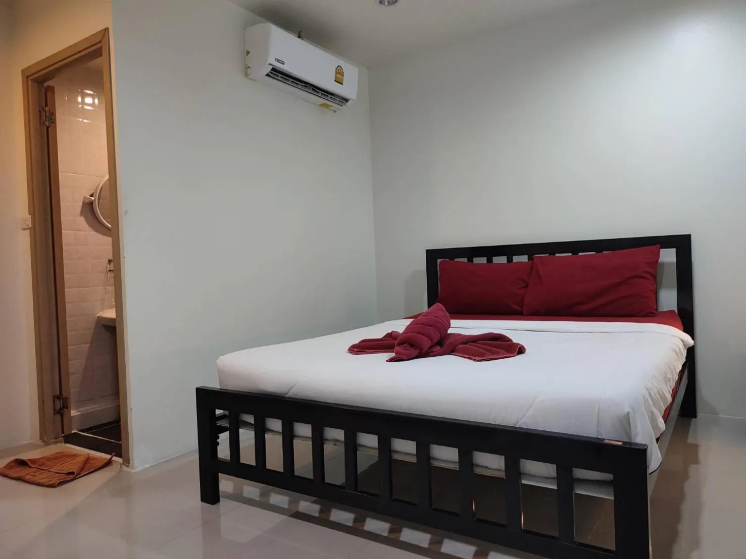 Bed in Kitty Guesthouse