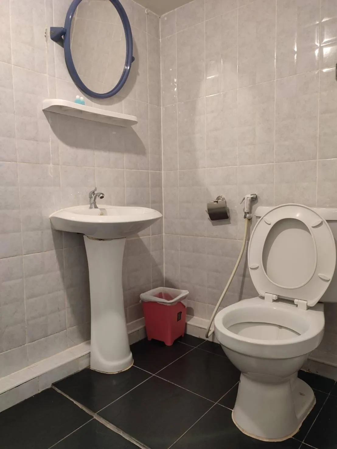 Toilet in Kitty Guesthouse