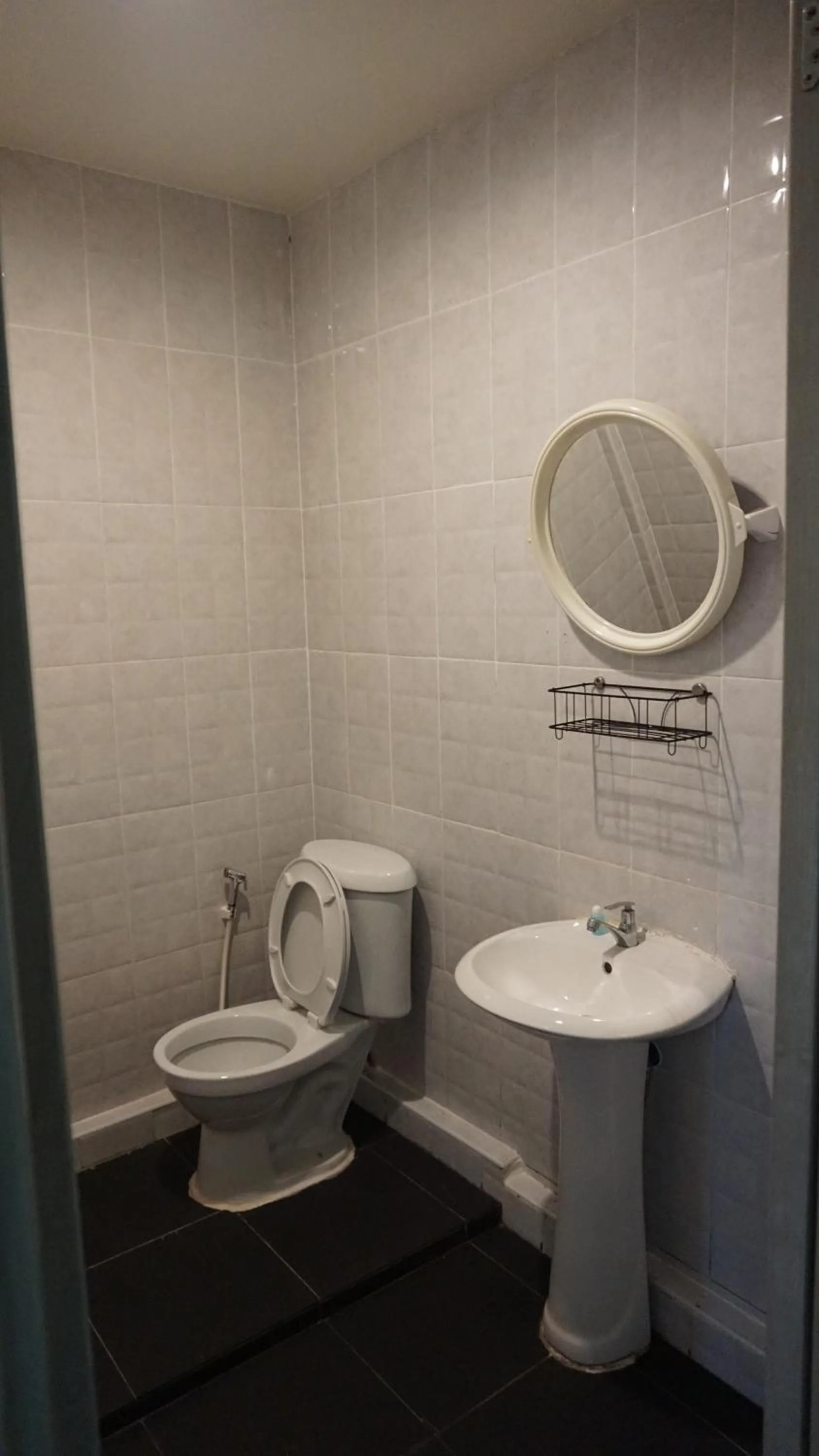 Bathroom in Kitty Guesthouse