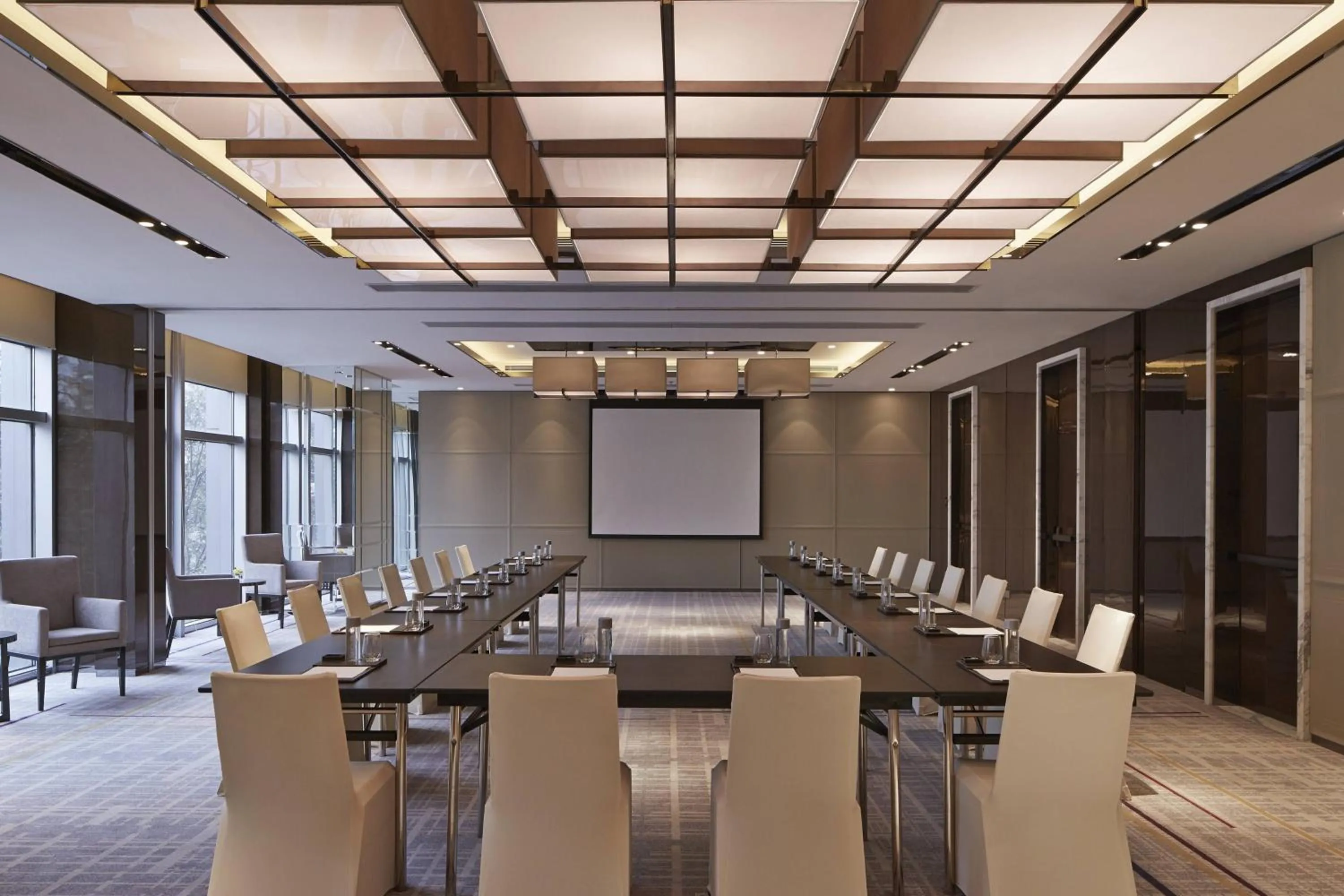 Meeting/conference room in Shanghai Marriott Hotel Parkview