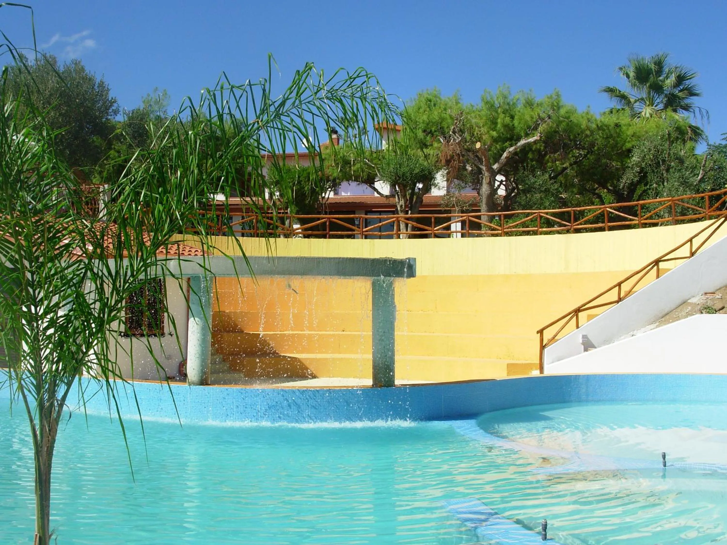 Nightclub / DJ in Residence Hotel La Taverna