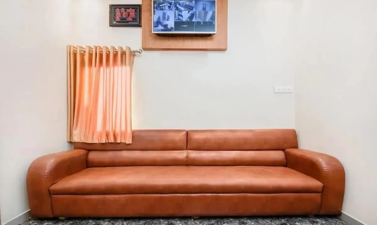 Seating area in Hotel Volga Plaza