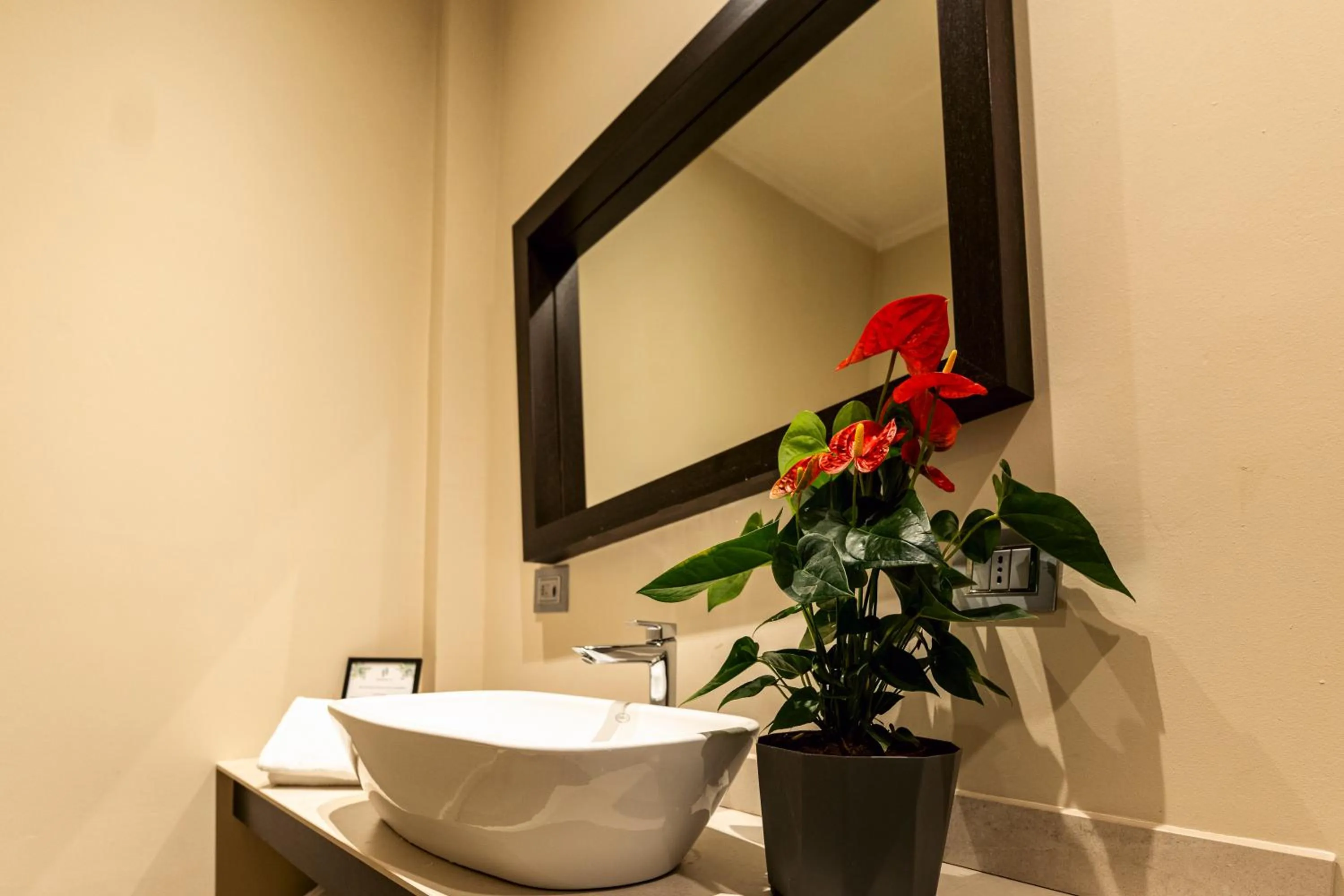 Bathroom in TownHouse 33 Boutique Hotel