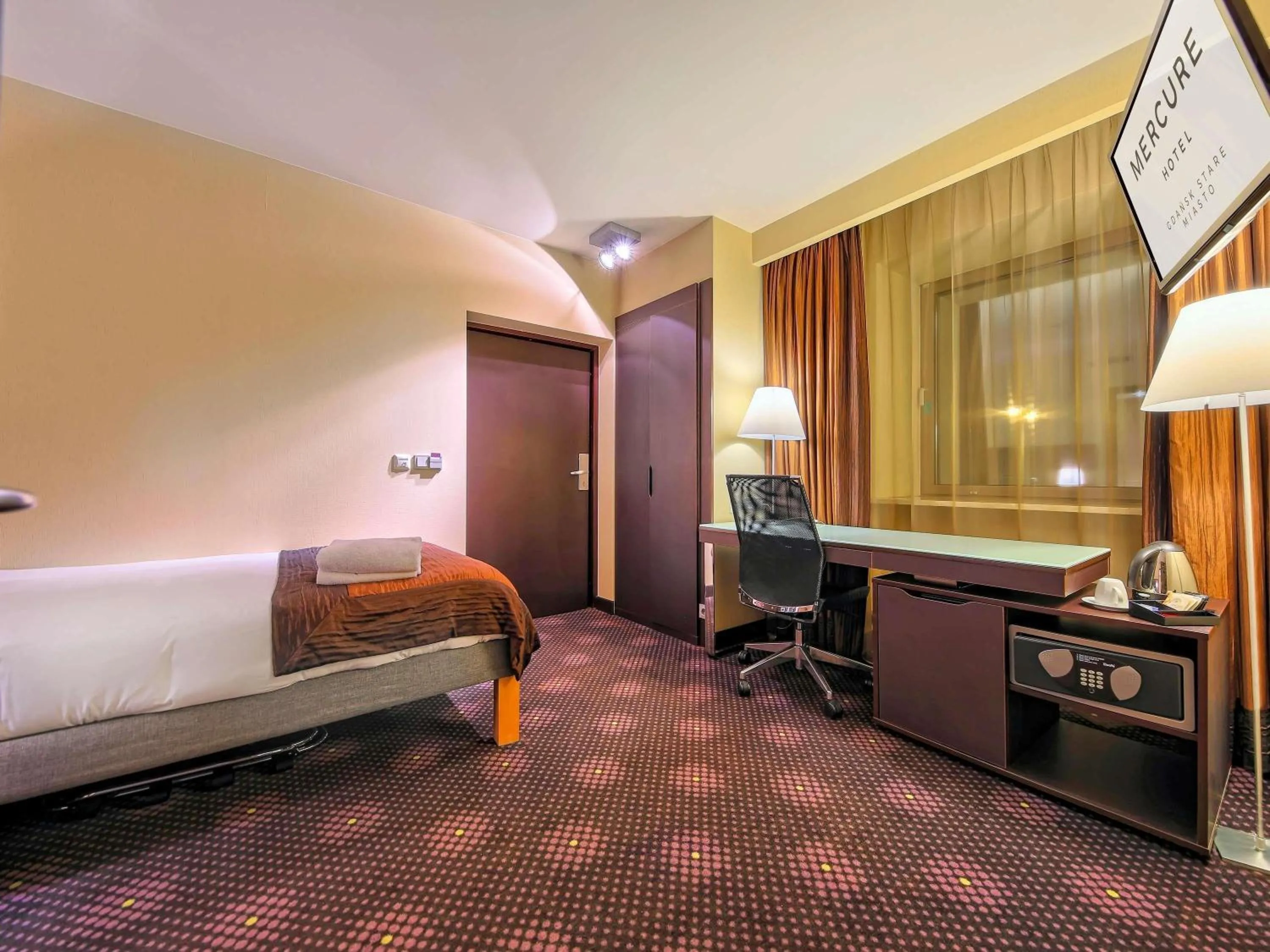 Bedroom, Bed in Mercure Gdańsk Stare Miasto