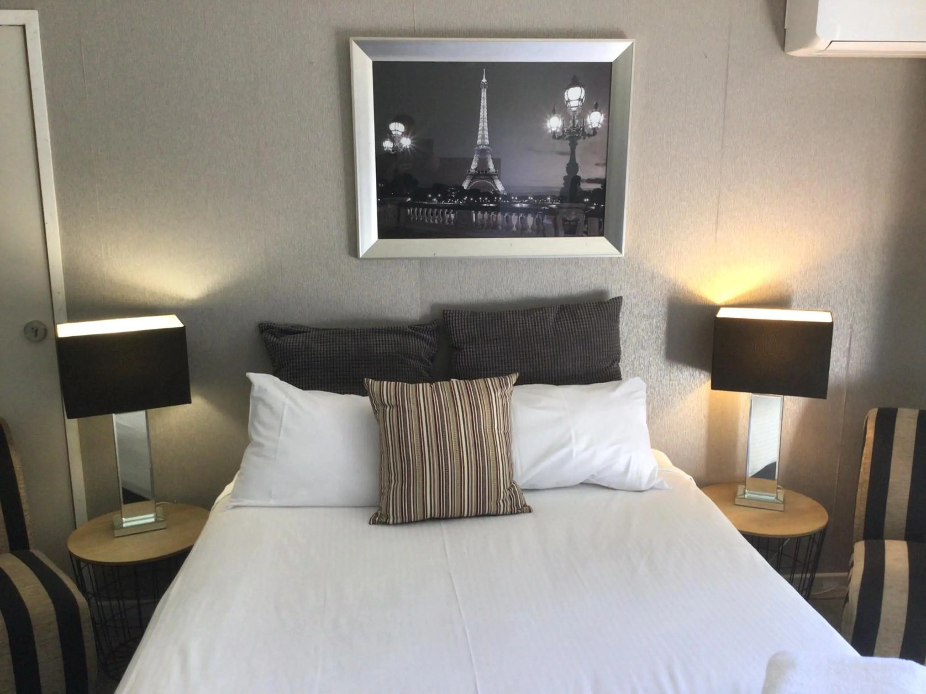 Bed in Buderim Fiesta Motel