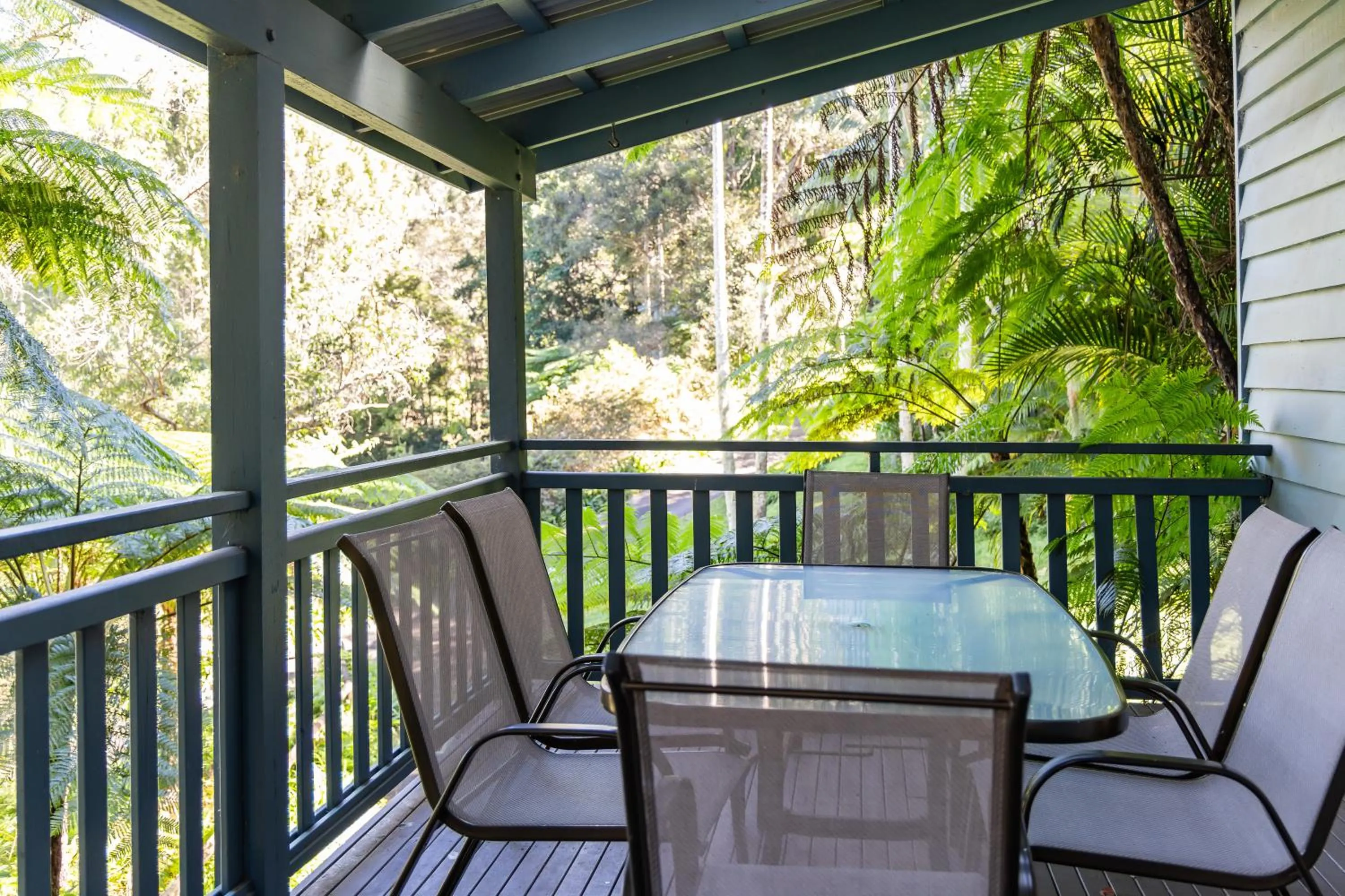 Balcony/Terrace in Montville Country Cabins