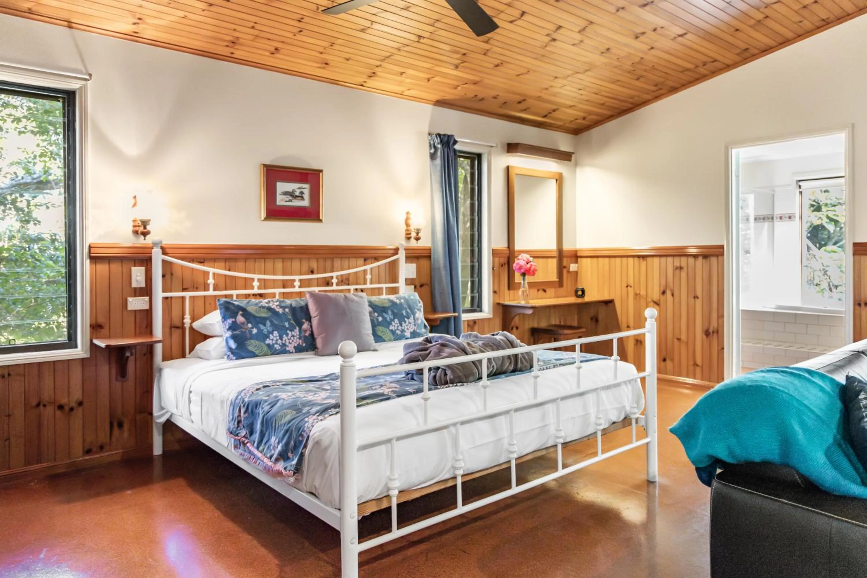 Bedroom, Bed in Montville Country Cabins