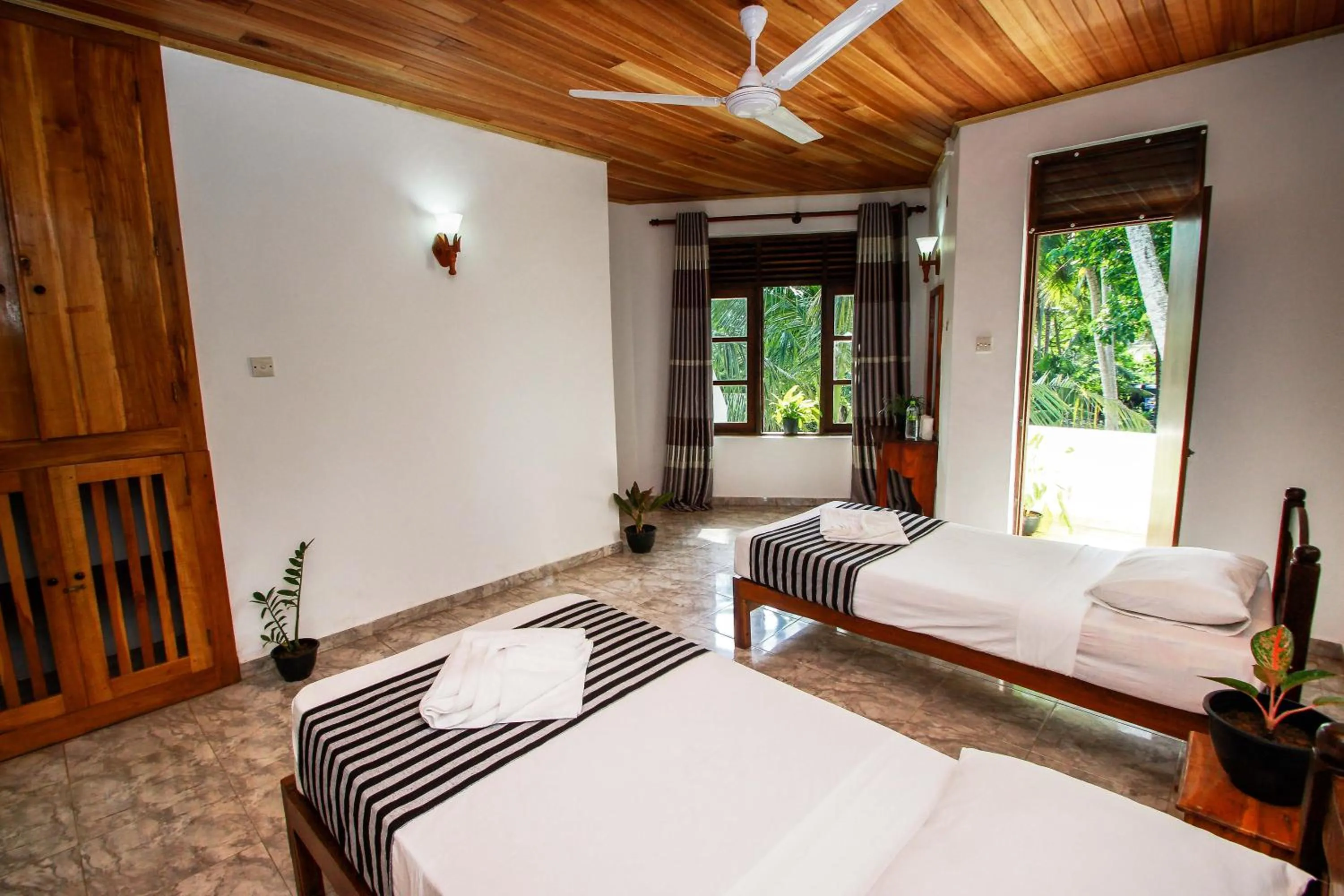 Bed in Dickwella Beach