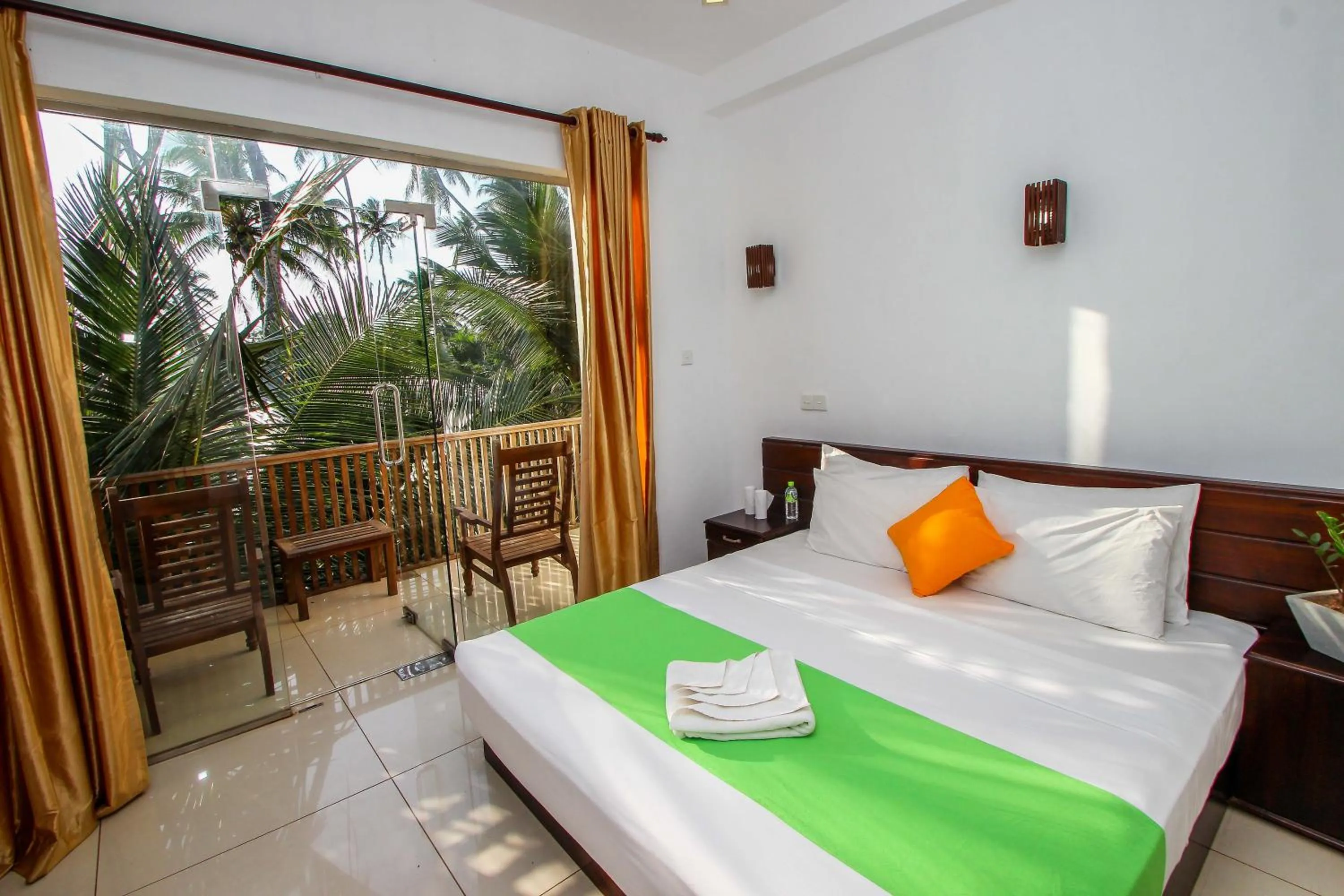 Bed in Dickwella Beach