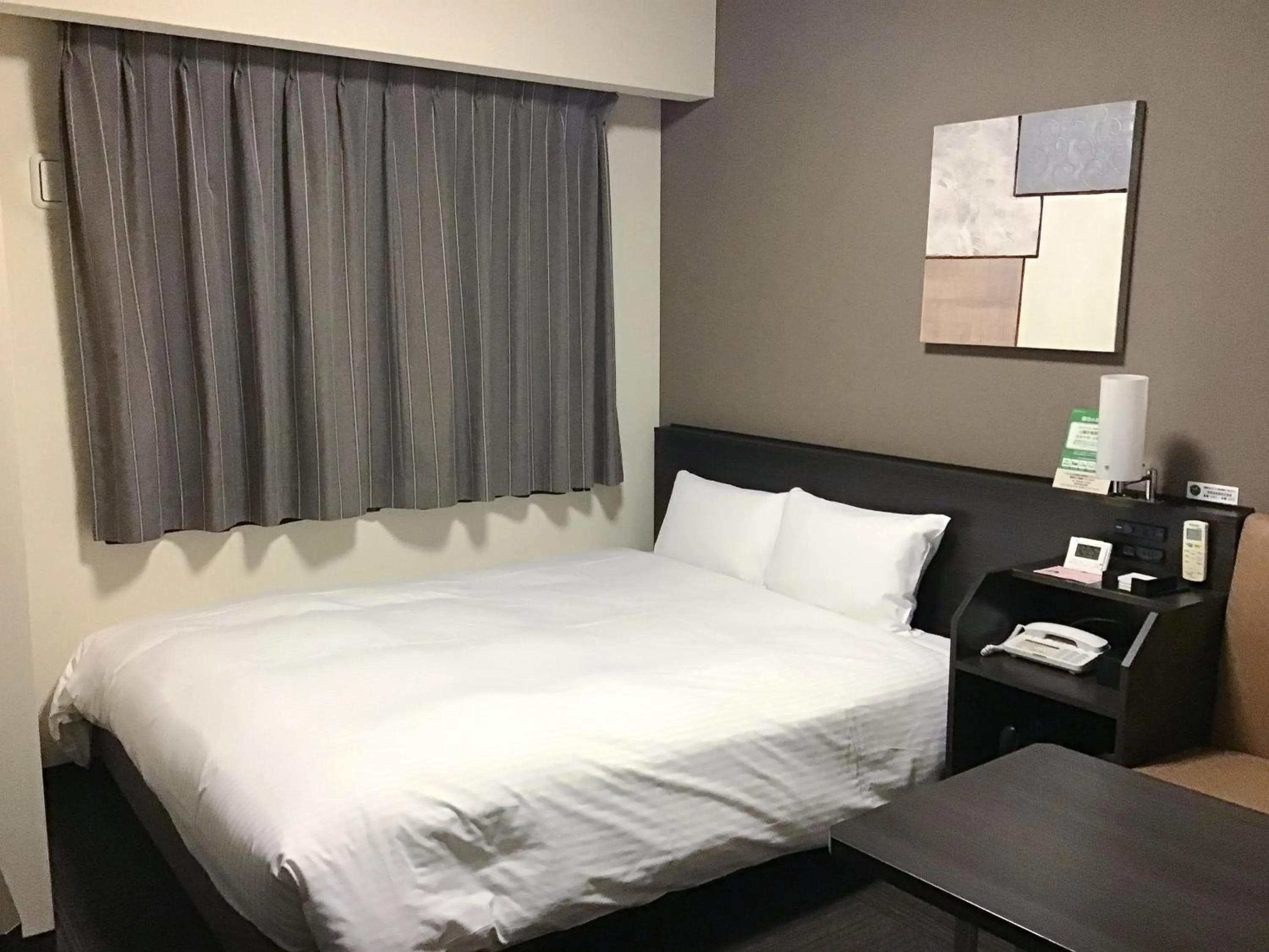 Photo of the whole room, Bed in Hotel Route Inn Hashimoto