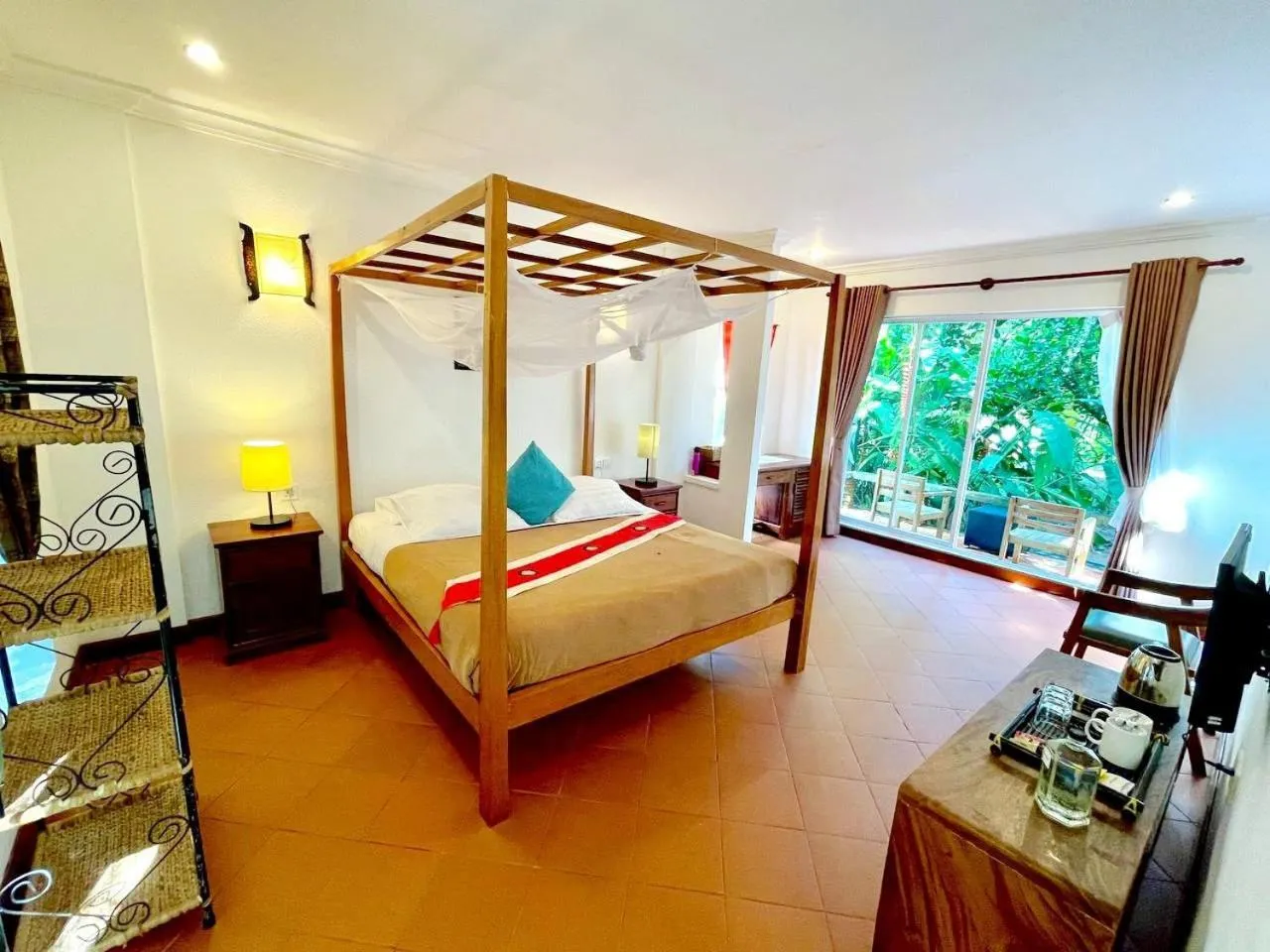 Bedroom, Bed in Sabbay Kep