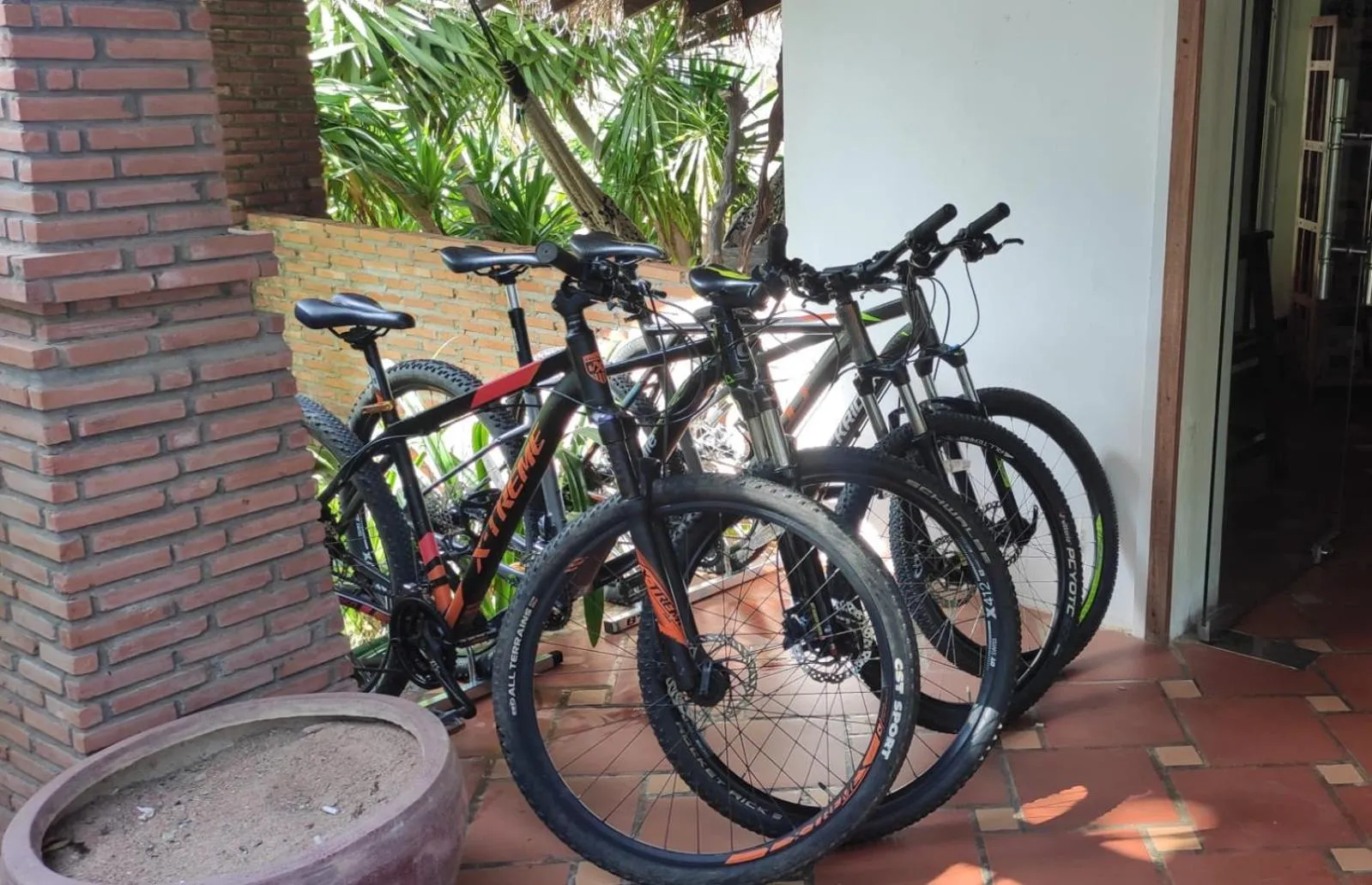 Cycling in Sabbay Kep