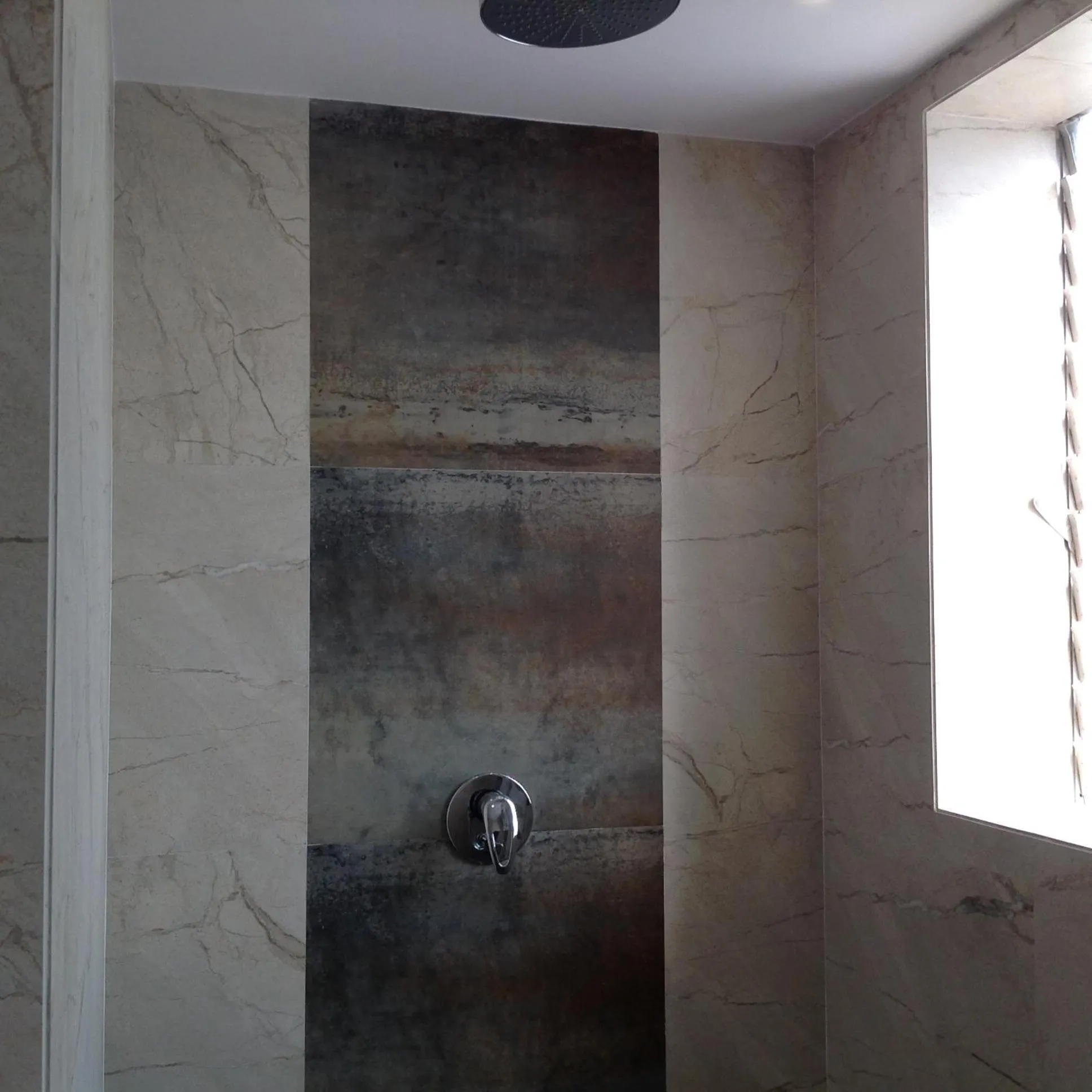 Shower in Pals Hotel