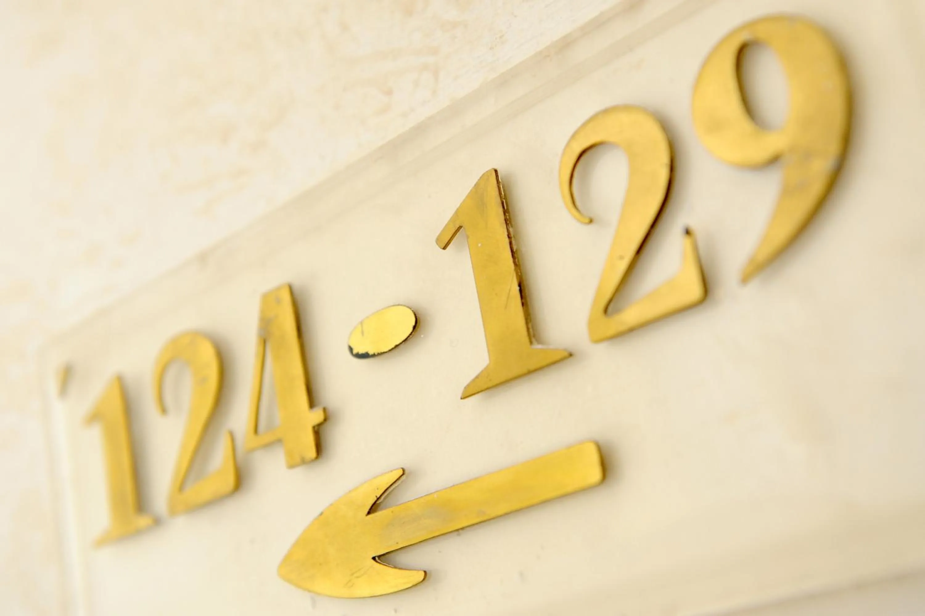 Text overlay in Park Hotel Villaferrata