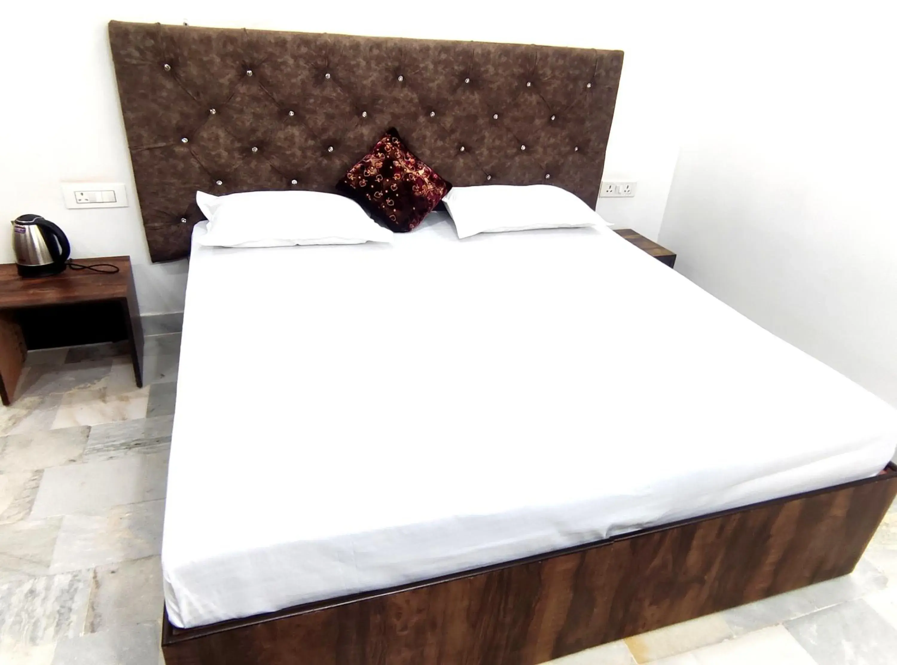 Standard King Room - single occupancy in Shanti Residency Standard King Room - single occupancy in Shanti Residency