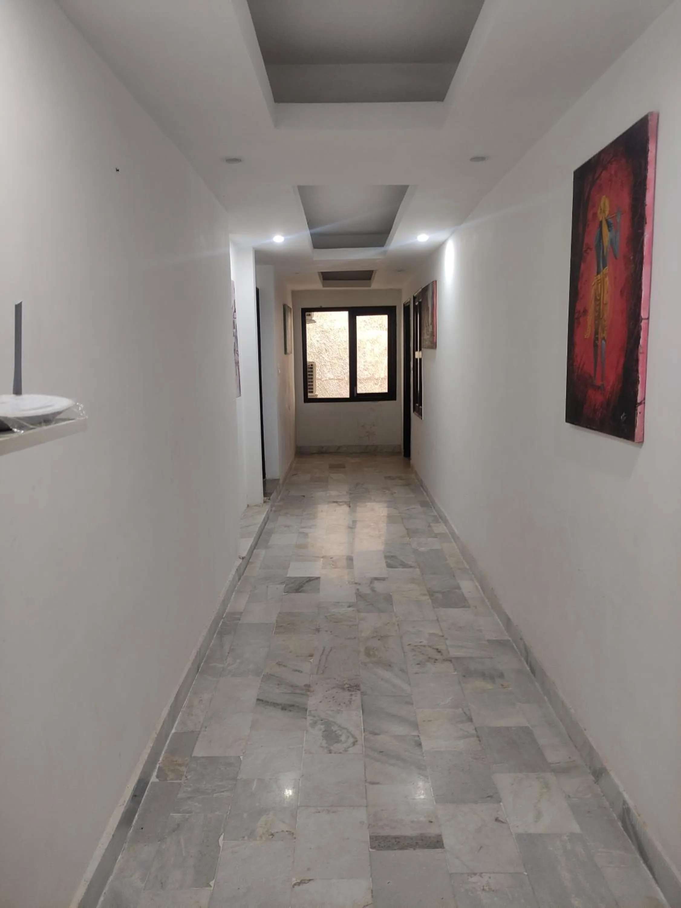 Facade/entrance in Shanti Residency