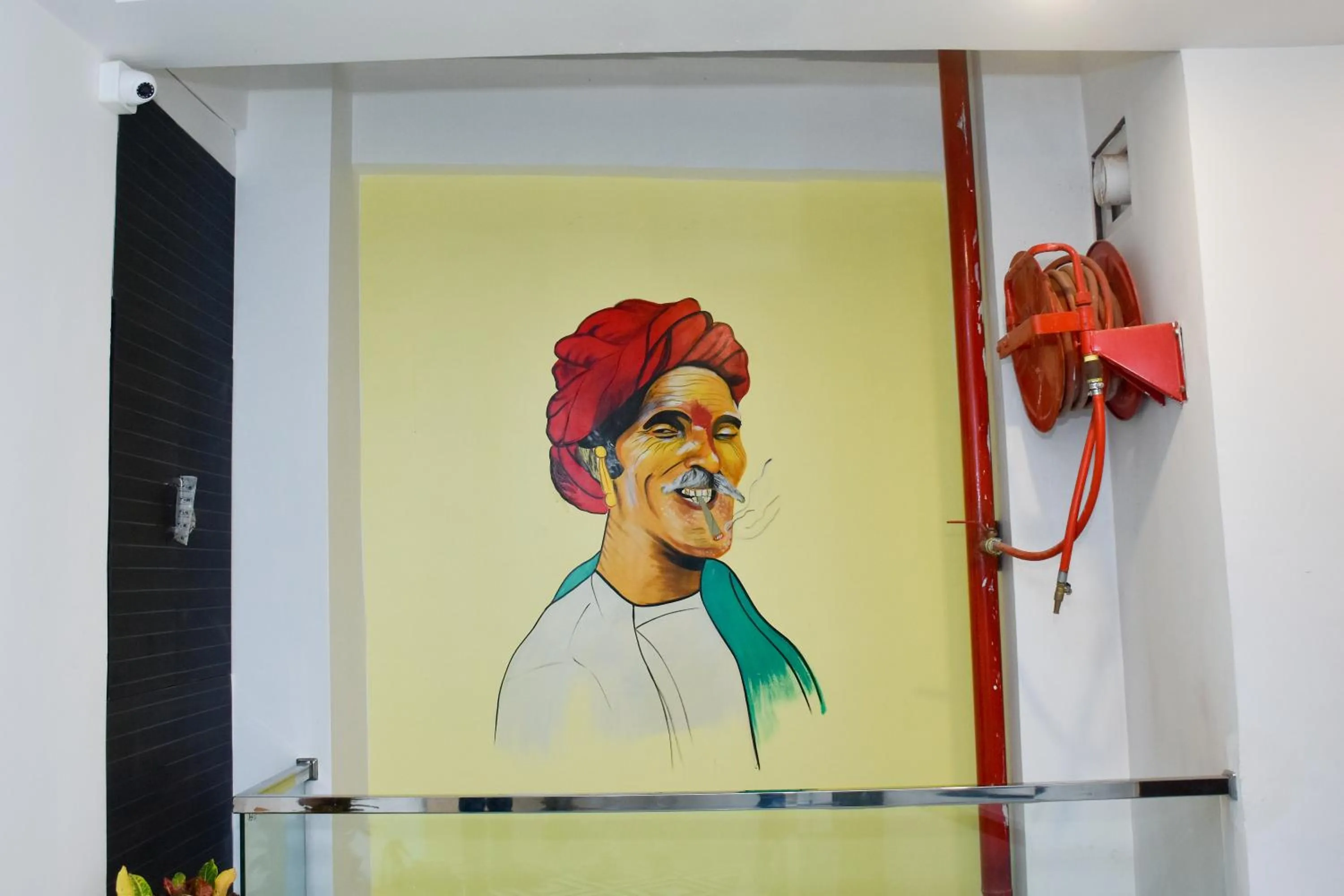 Property building in Hotel Lake Bridge