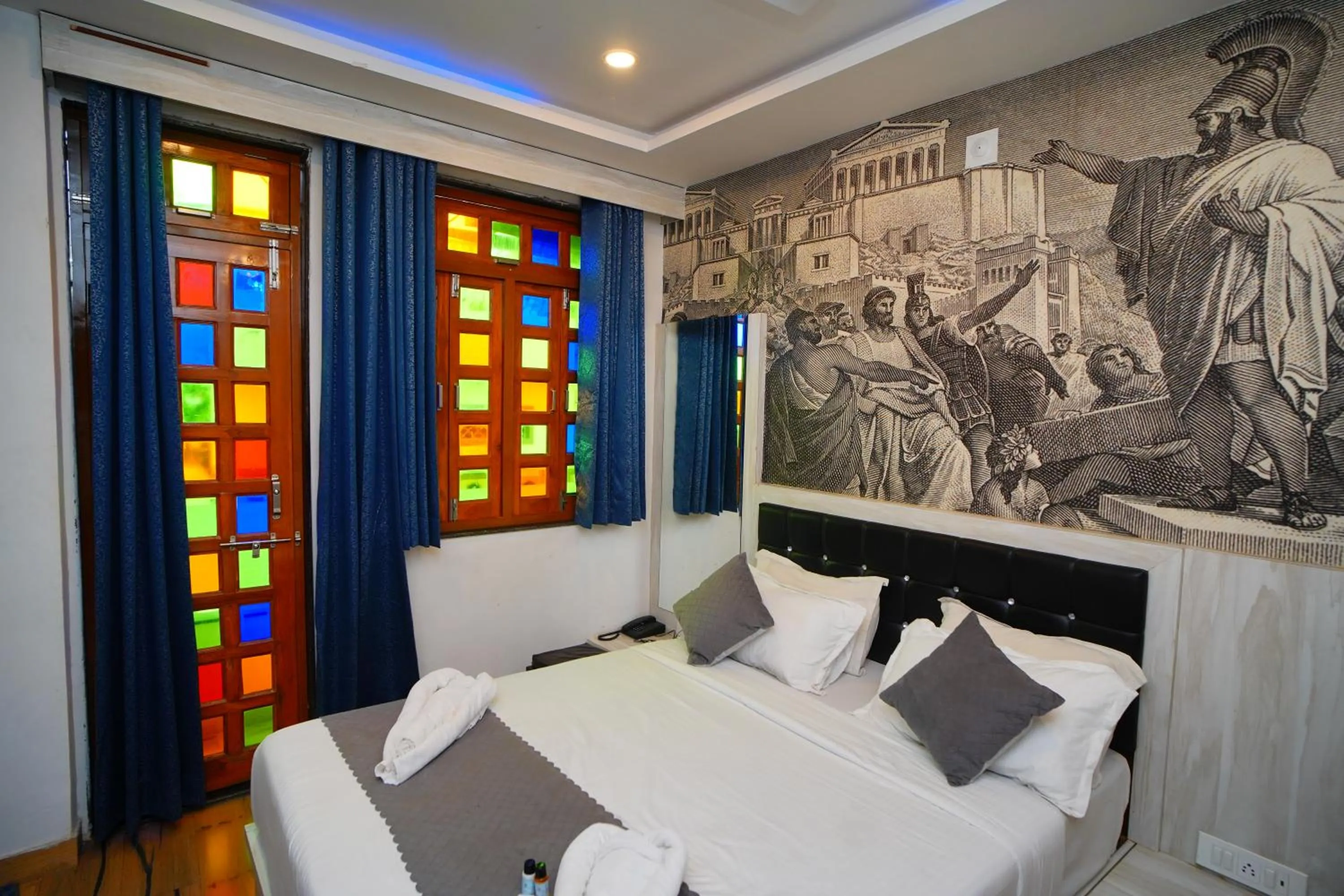 Bed in Hotel Lake Bridge