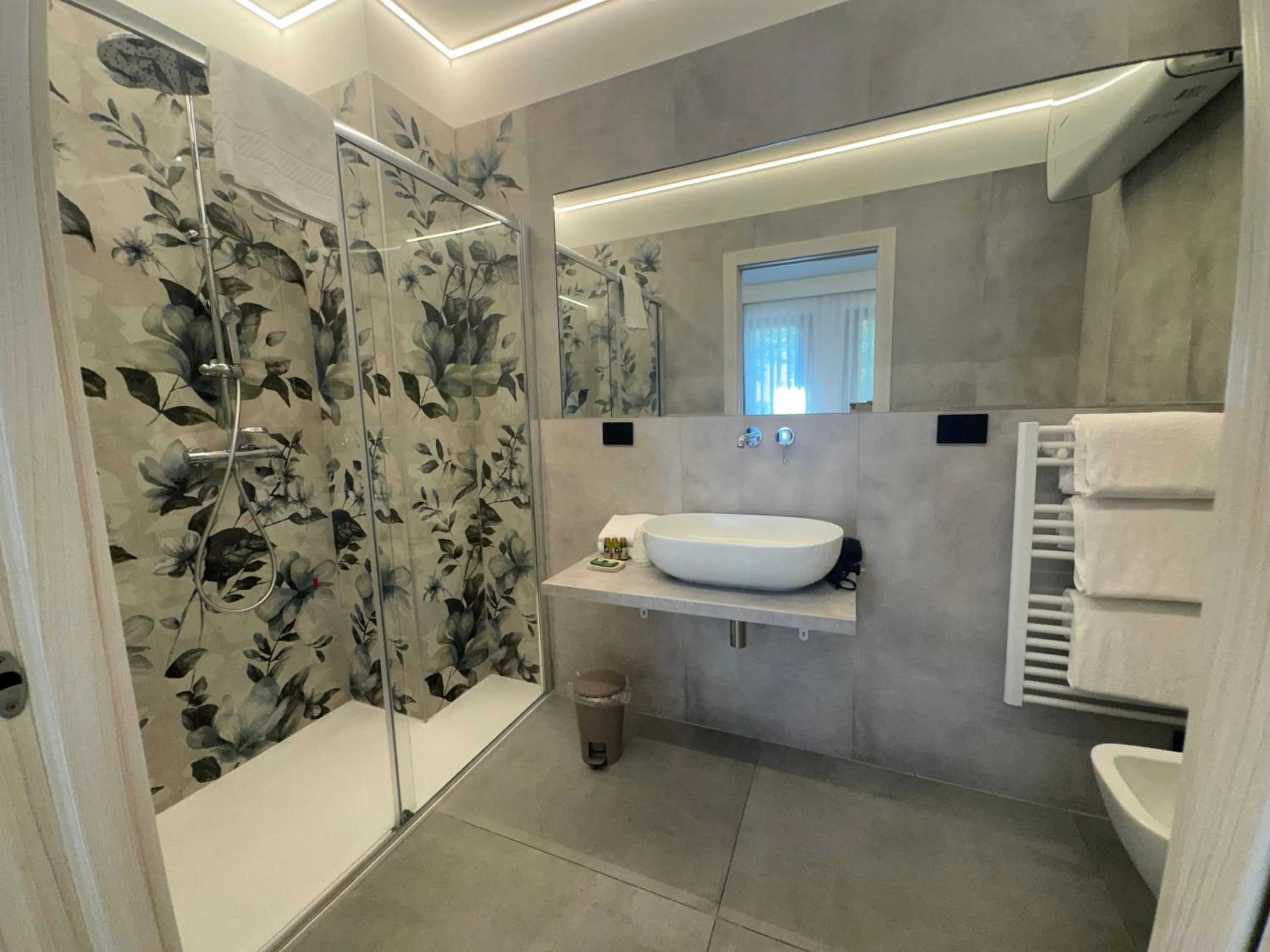 Bathroom in Corte Ongaro Hotel