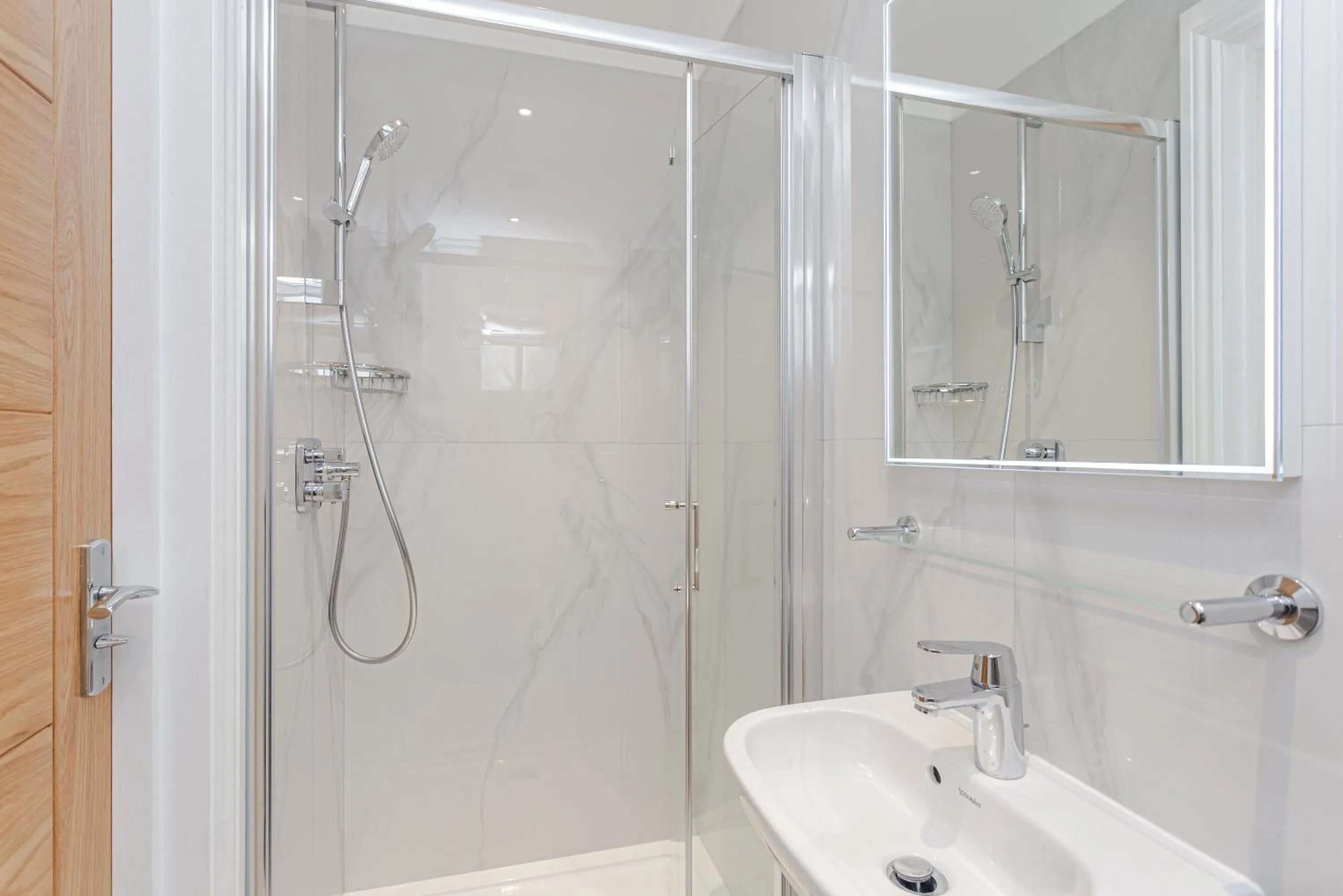 Bathroom in Cleveland Residences Kensington