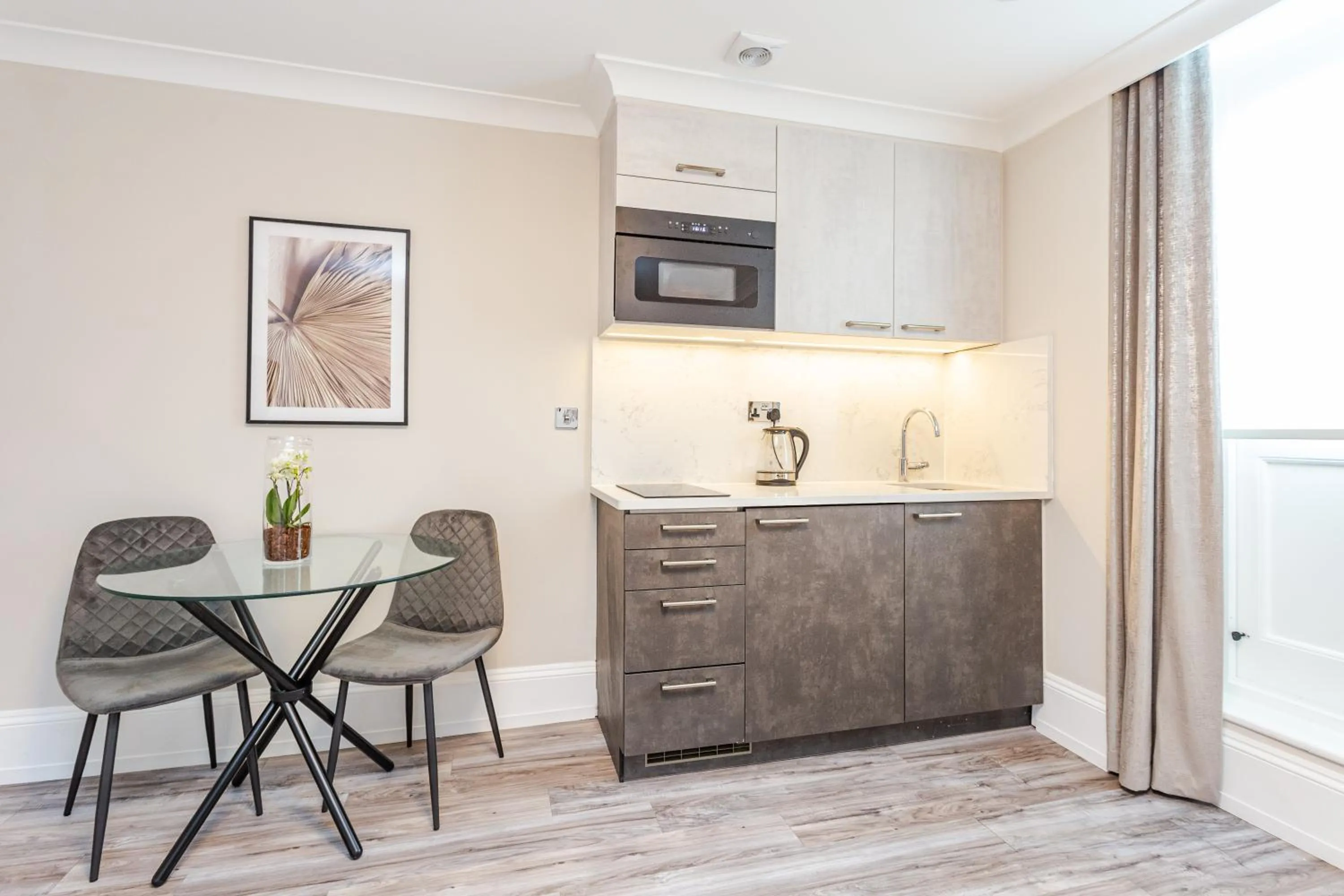 Kitchen or kitchenette in Cleveland Residences Kensington