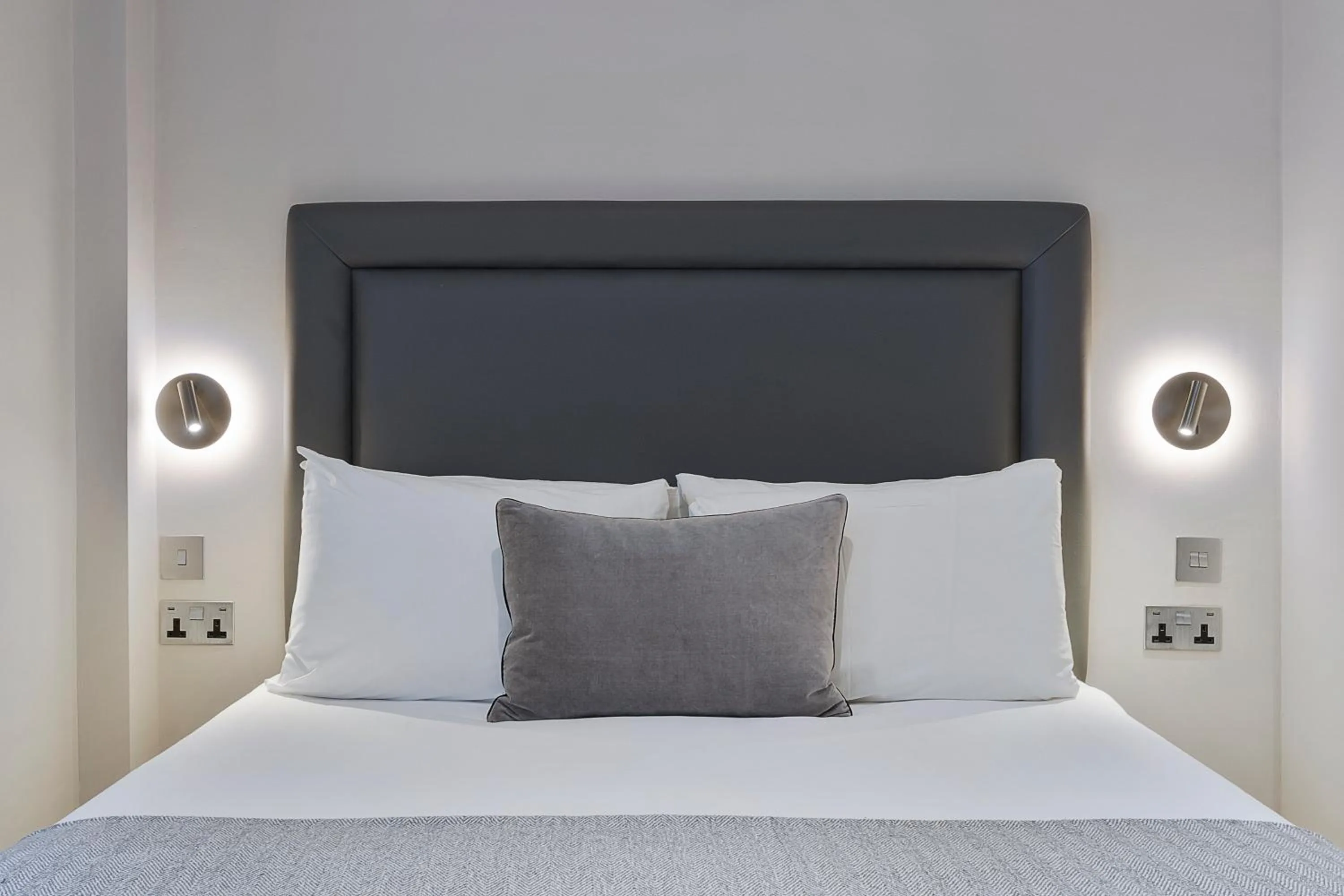 Bed in Cleveland Residences Kensington