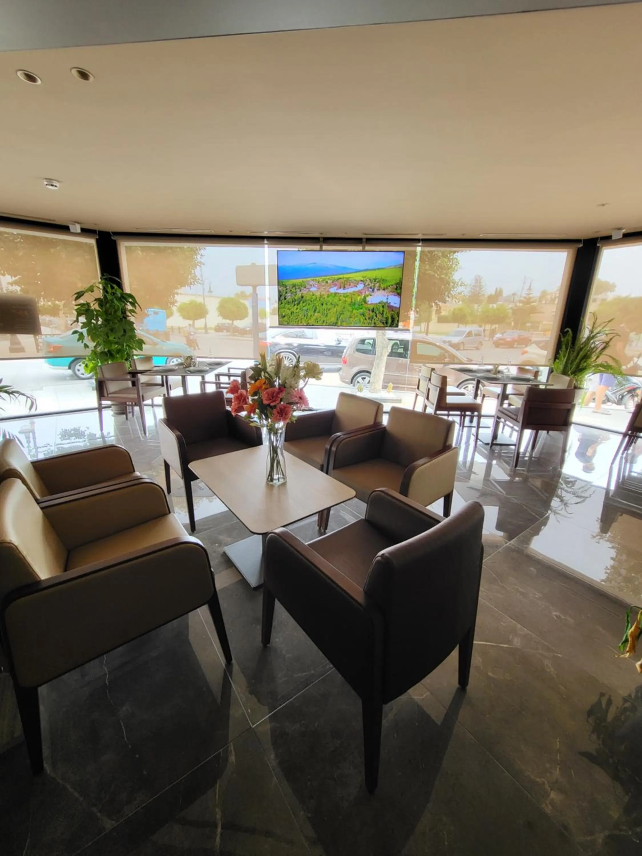 Restaurant/places to eat in Hotel Appartement Tanger