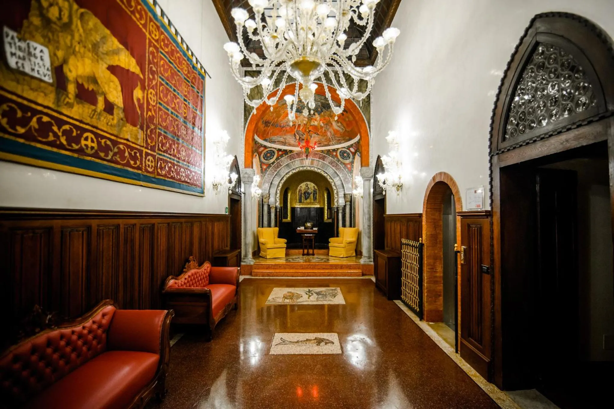 Property building in Hotel Palazzo Stern