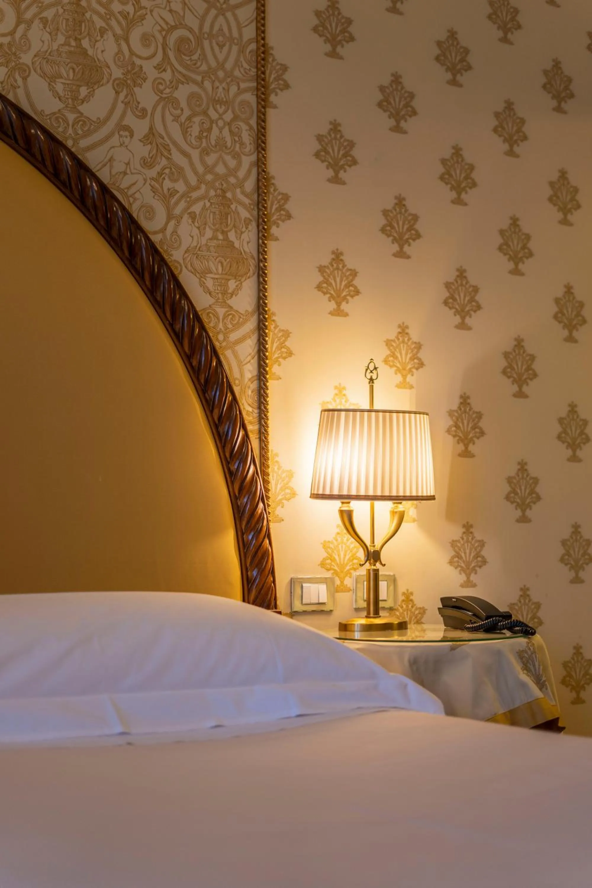 Bedroom, Bed in Hotel Palazzo Stern